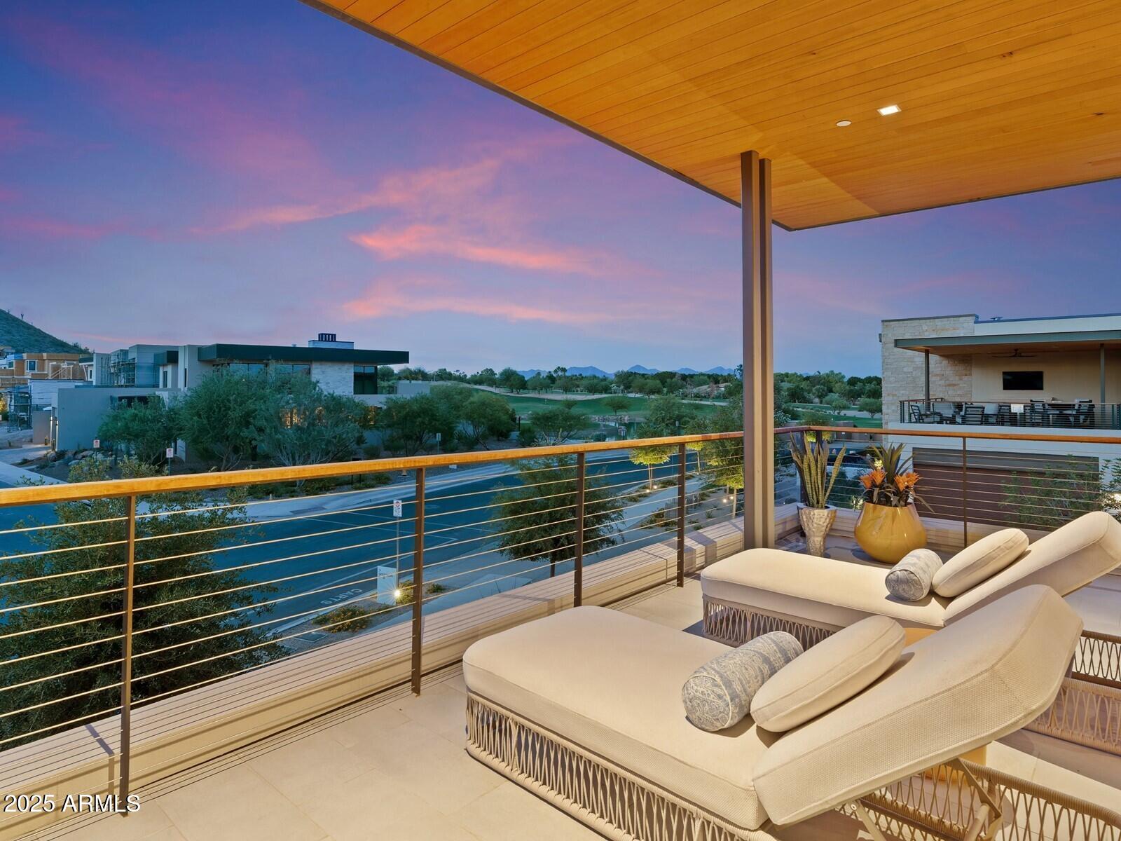 6311 E PHOENICIAN Boulevard, 19