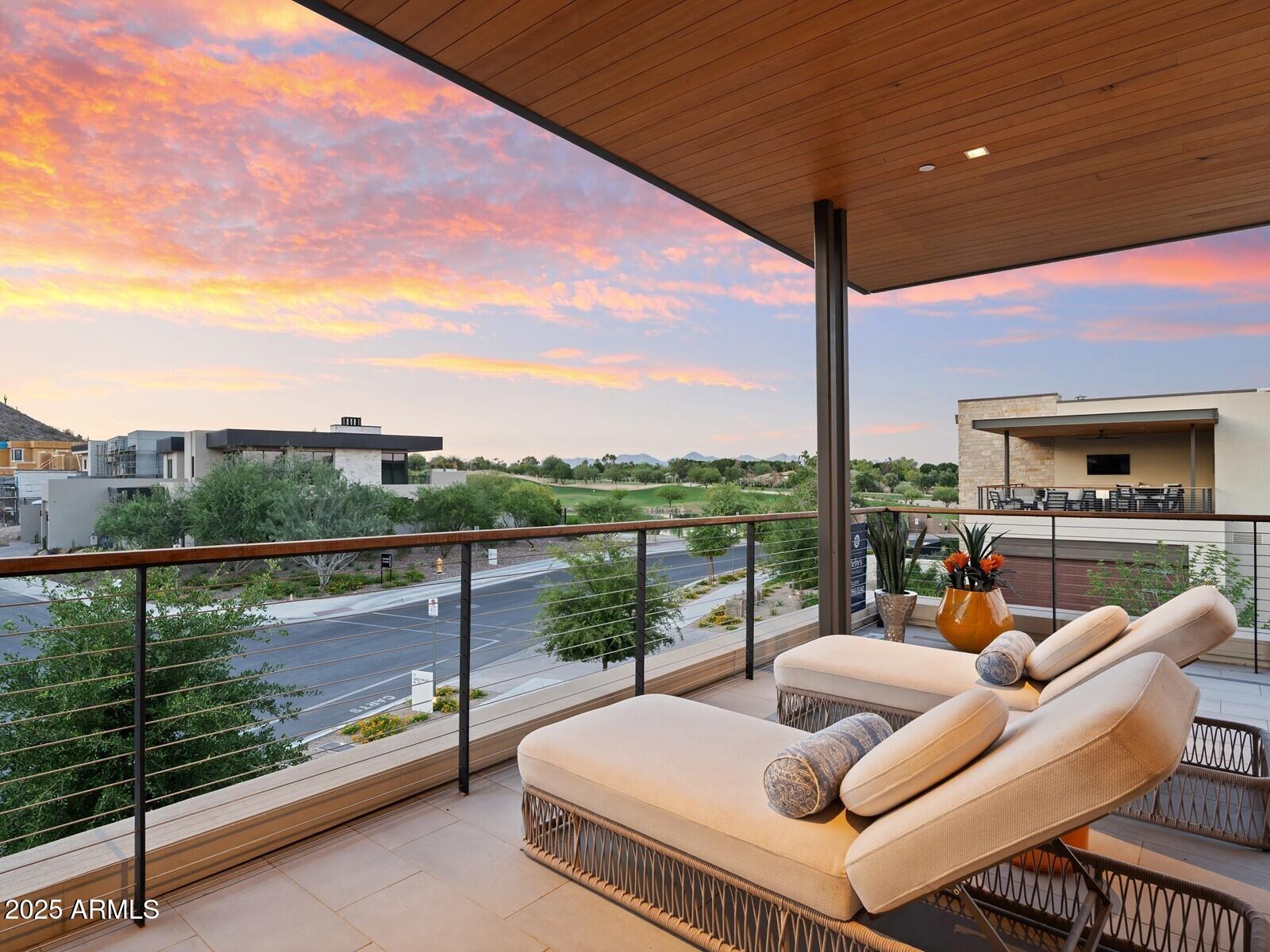 6311 E PHOENICIAN Boulevard, 19
