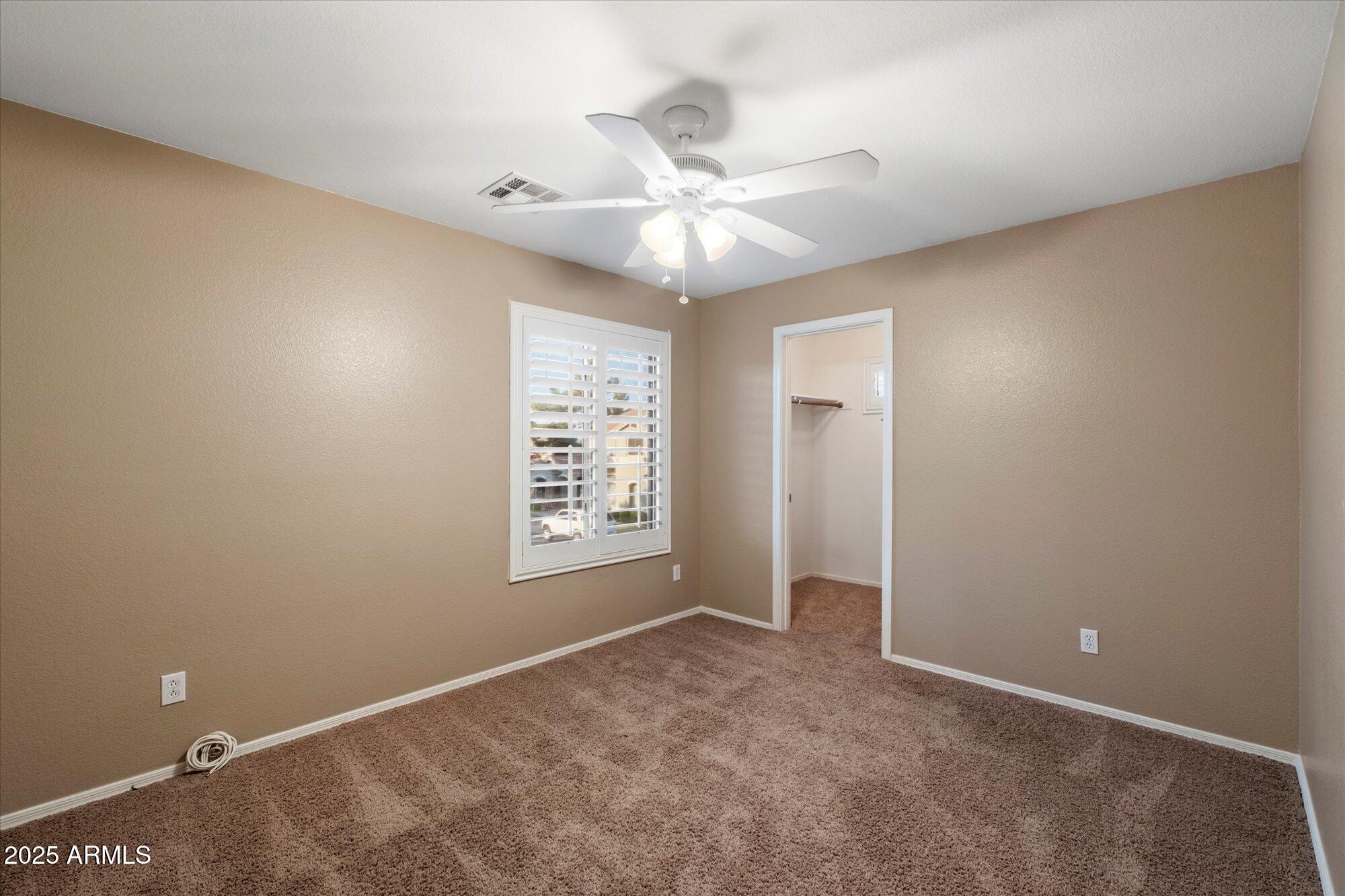 3932 S Crosscreek Drive