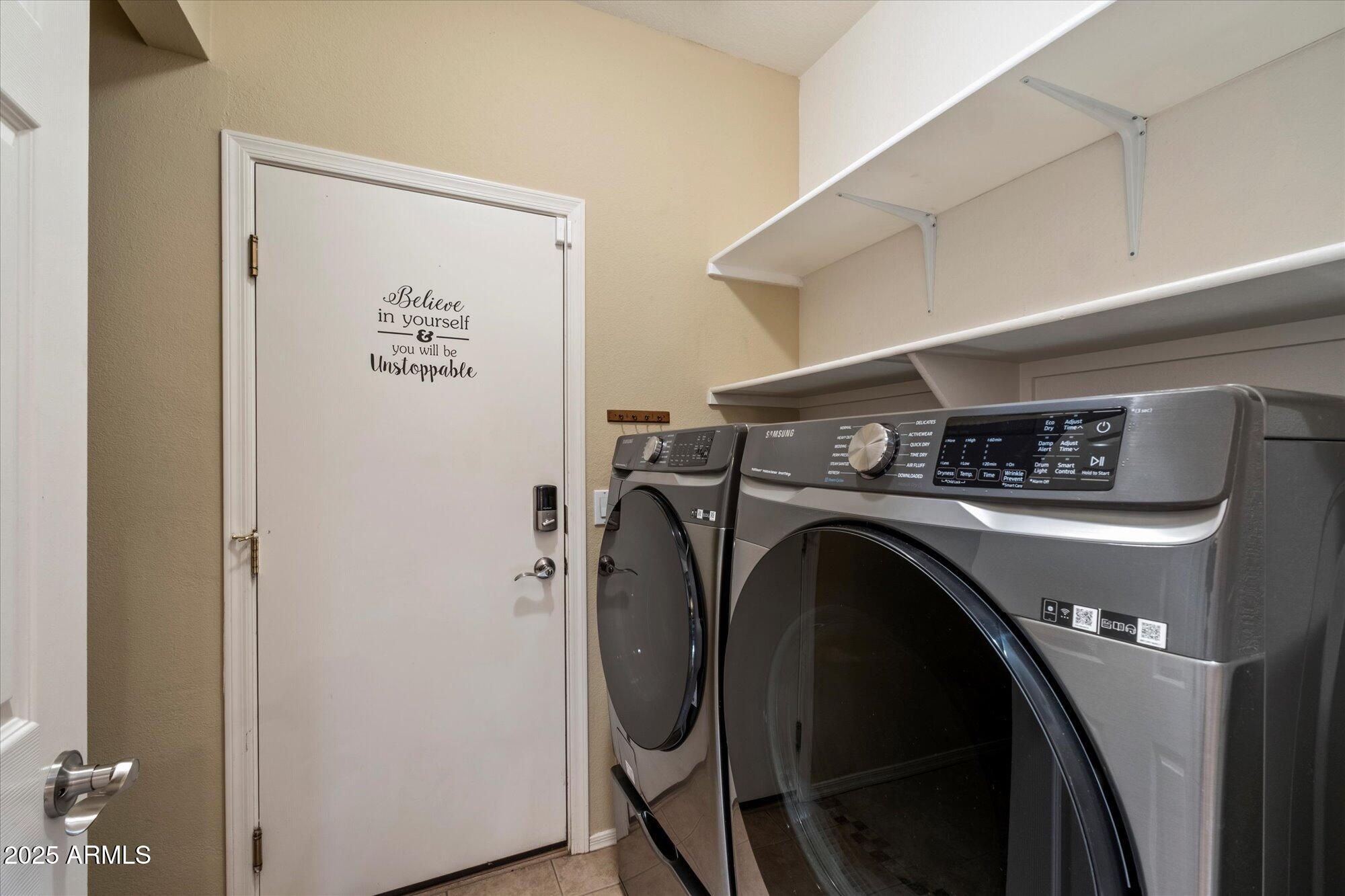 3932 S Crosscreek Drive