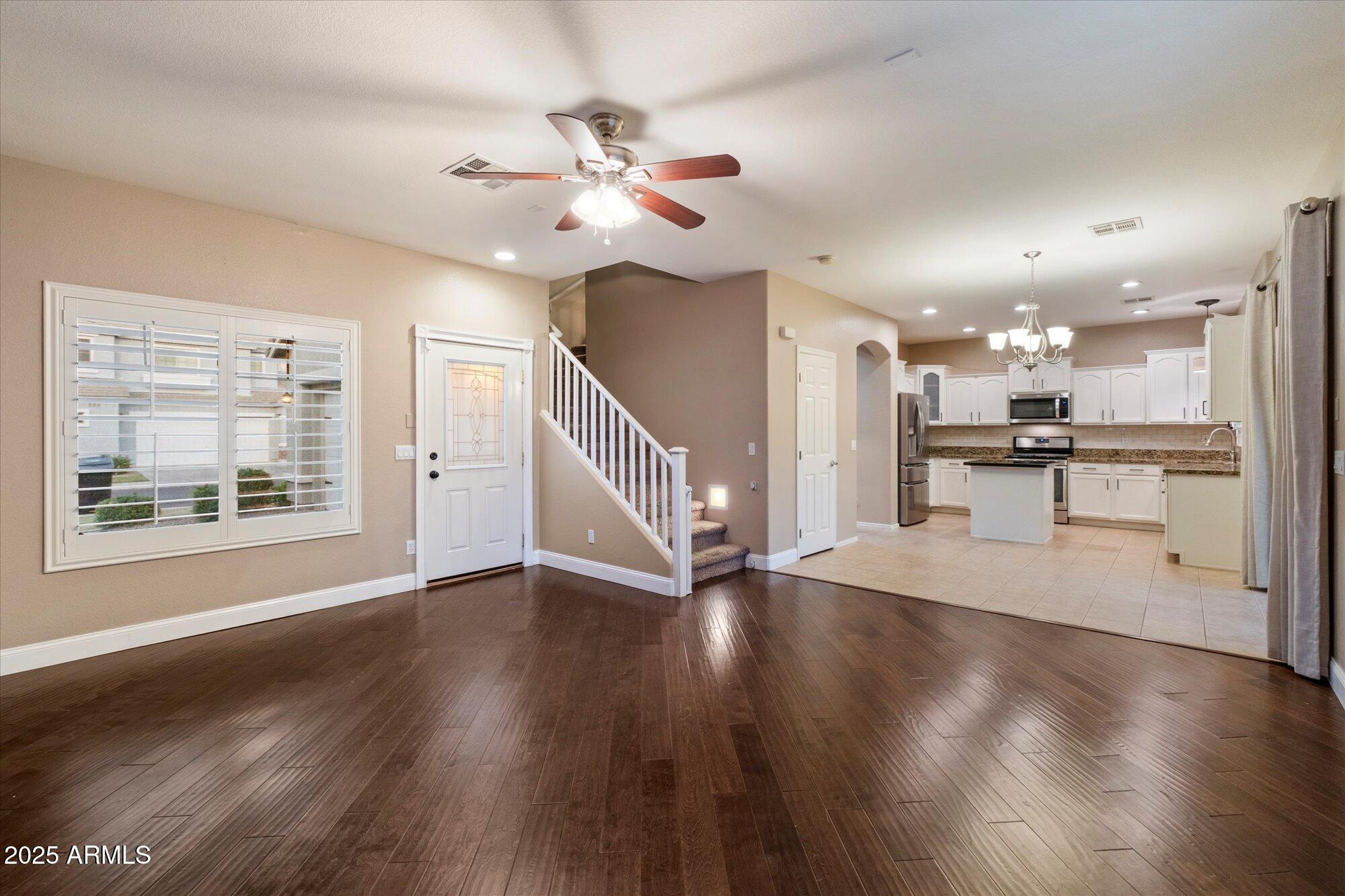 3932 S Crosscreek Drive