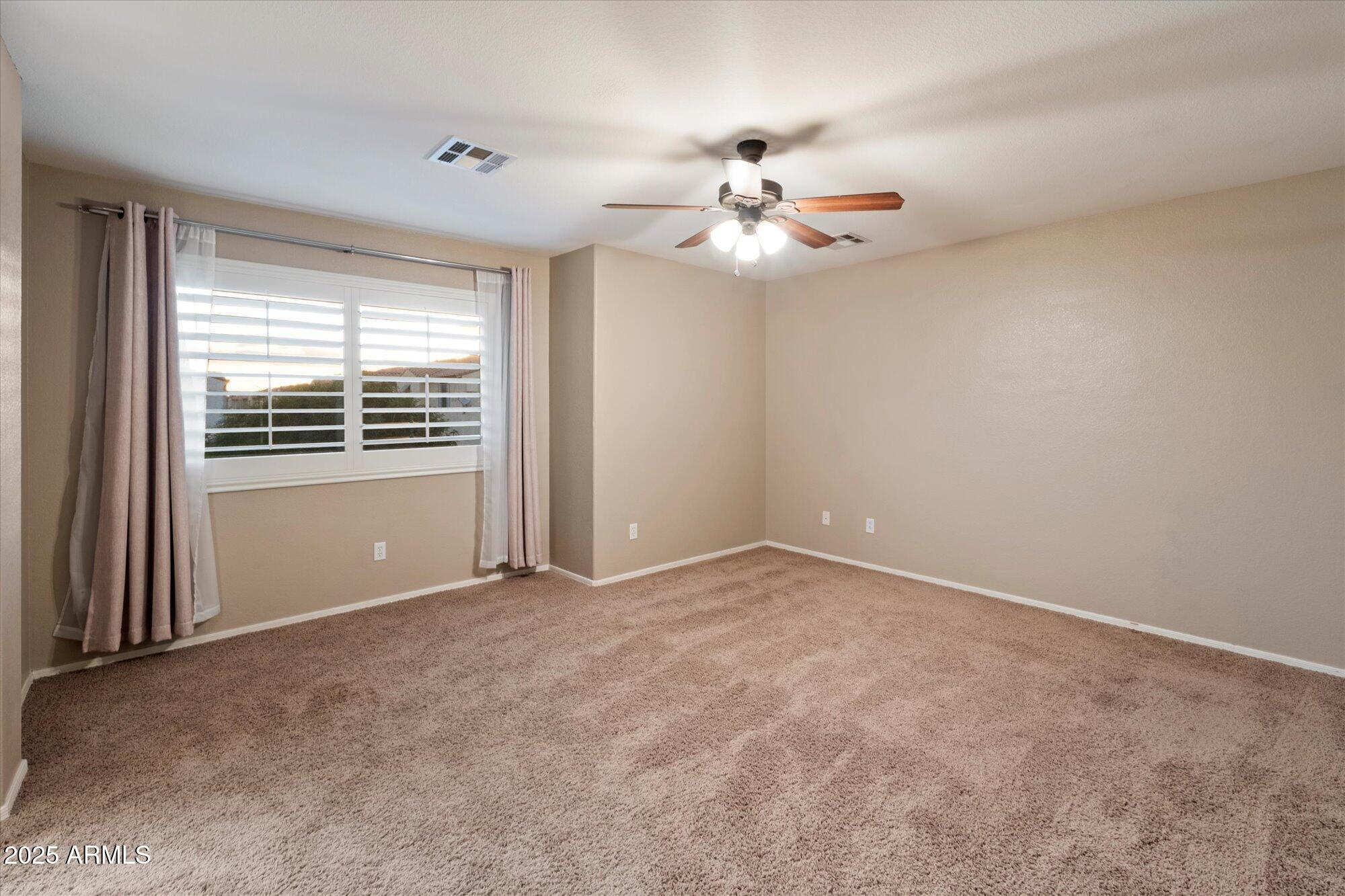 3932 S Crosscreek Drive