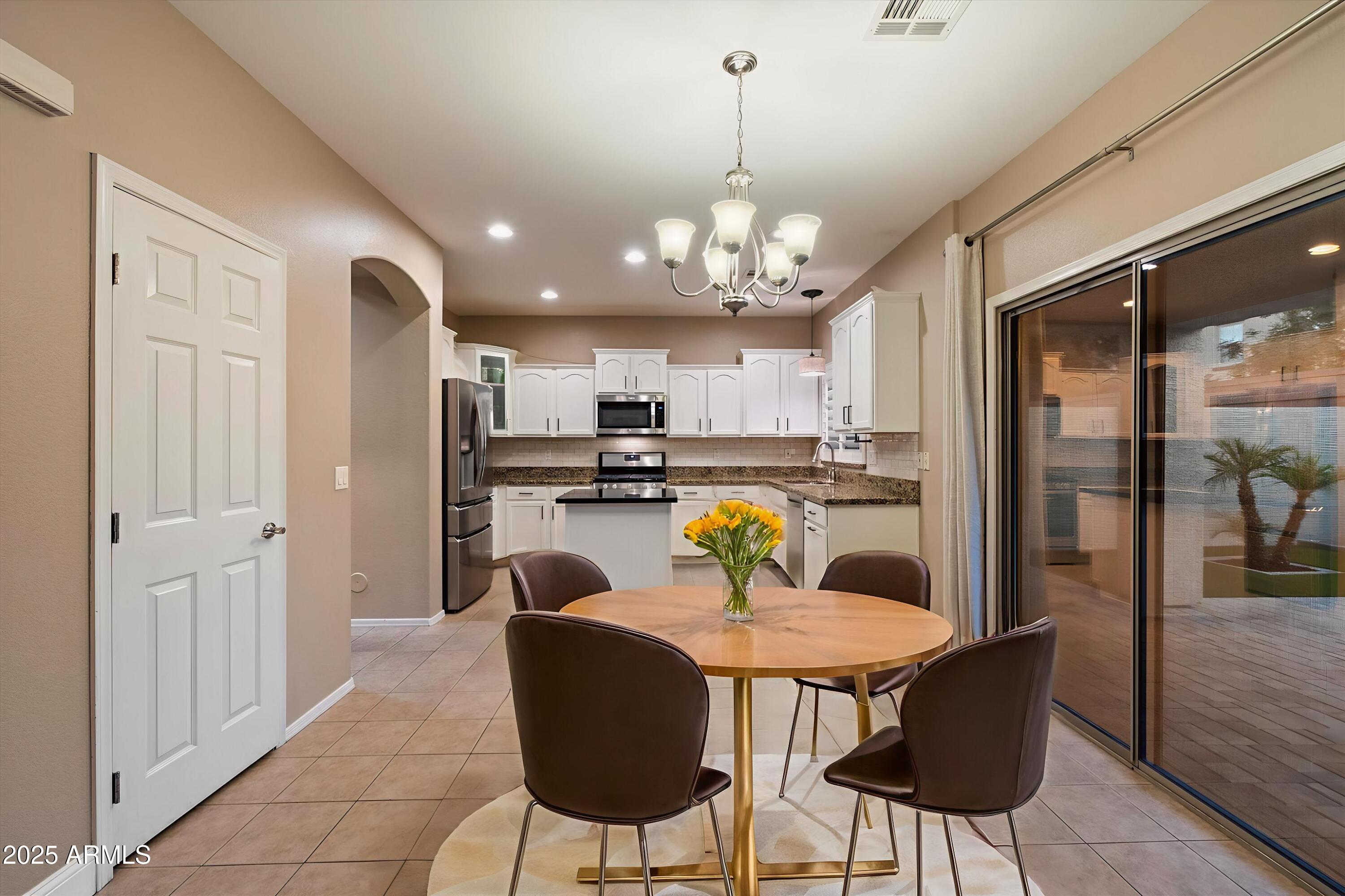 3932 S Crosscreek Drive