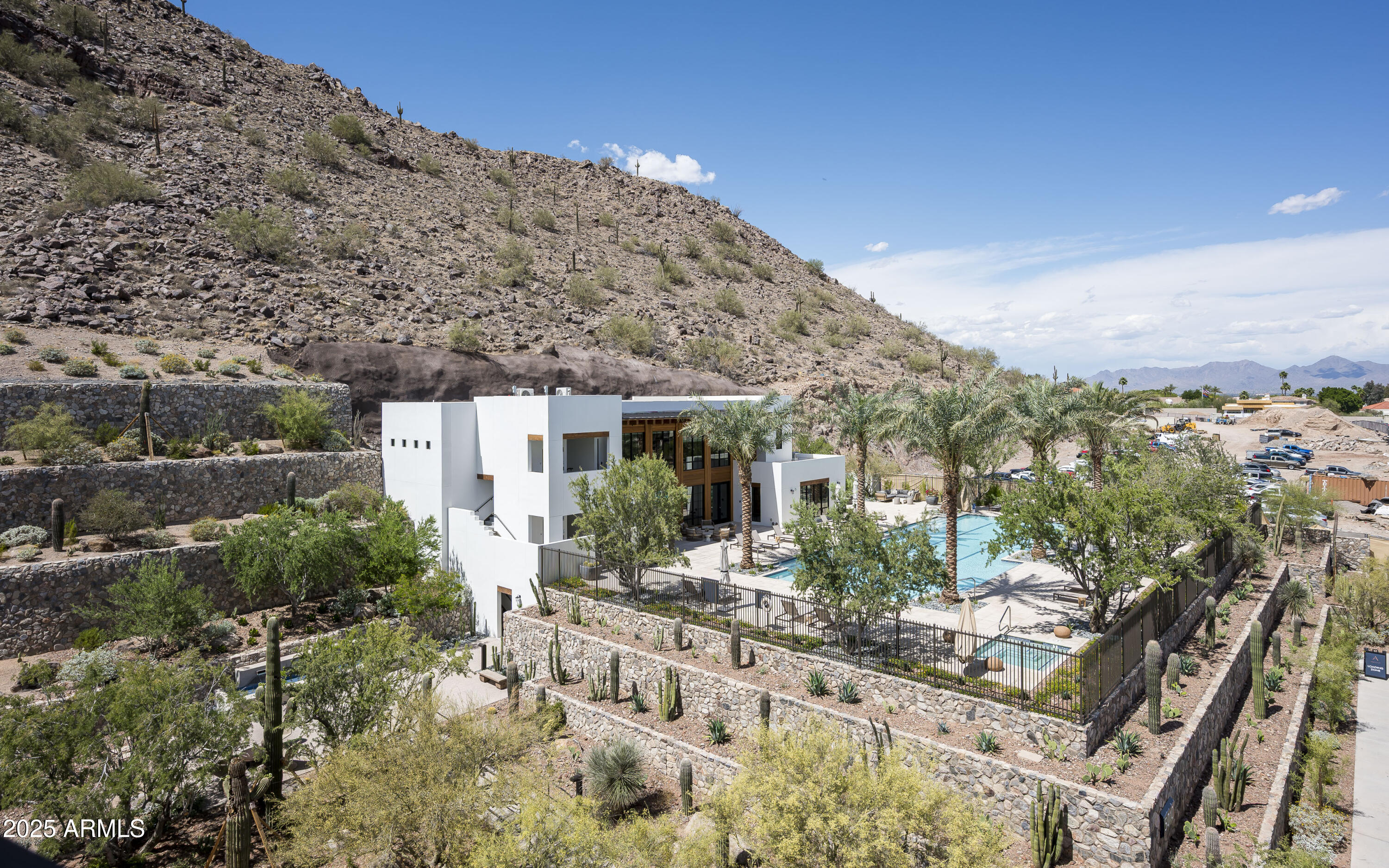 5000 N Camelback Ridge Road, 410