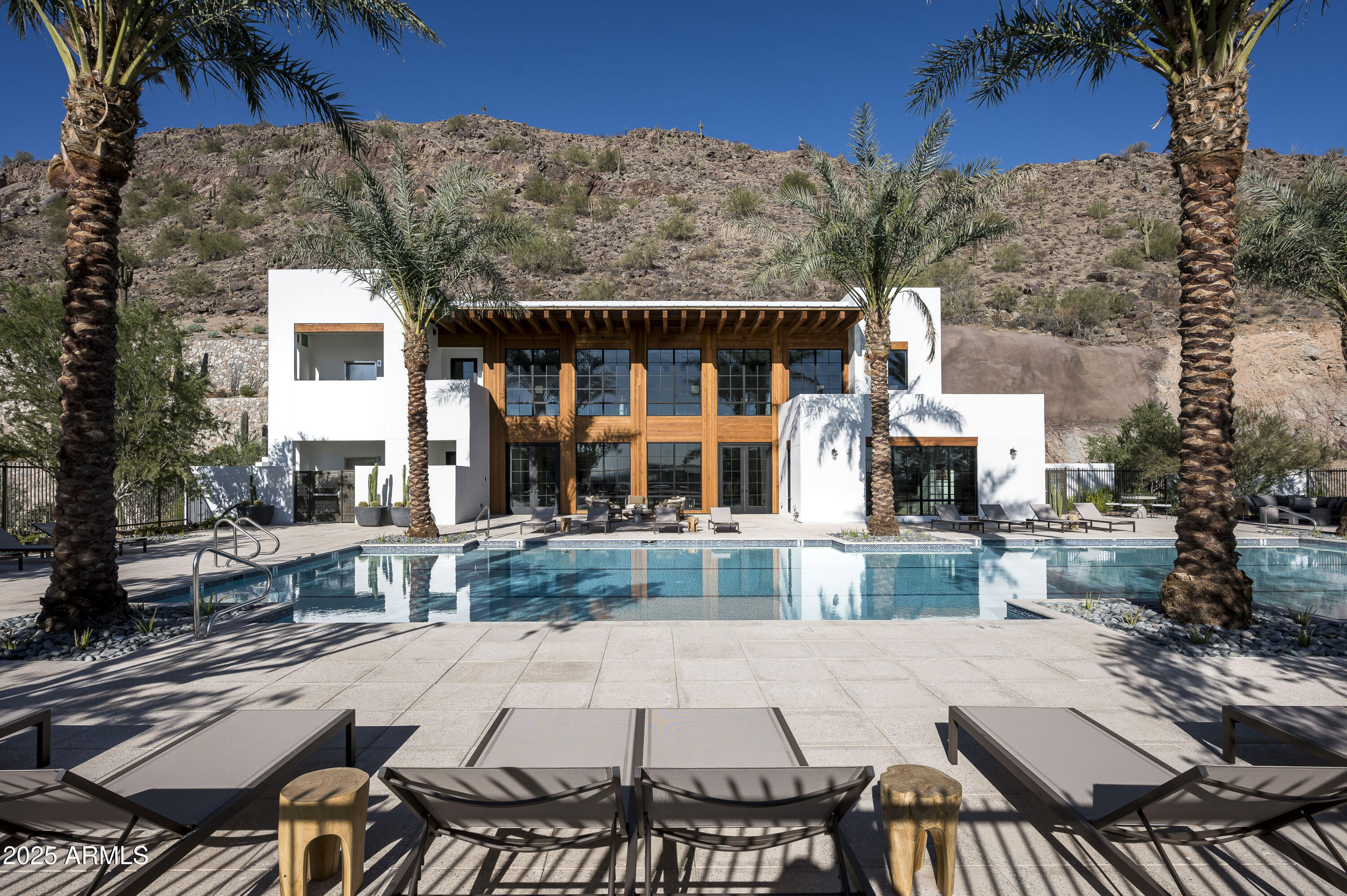 5000 N Camelback Ridge Road, 410