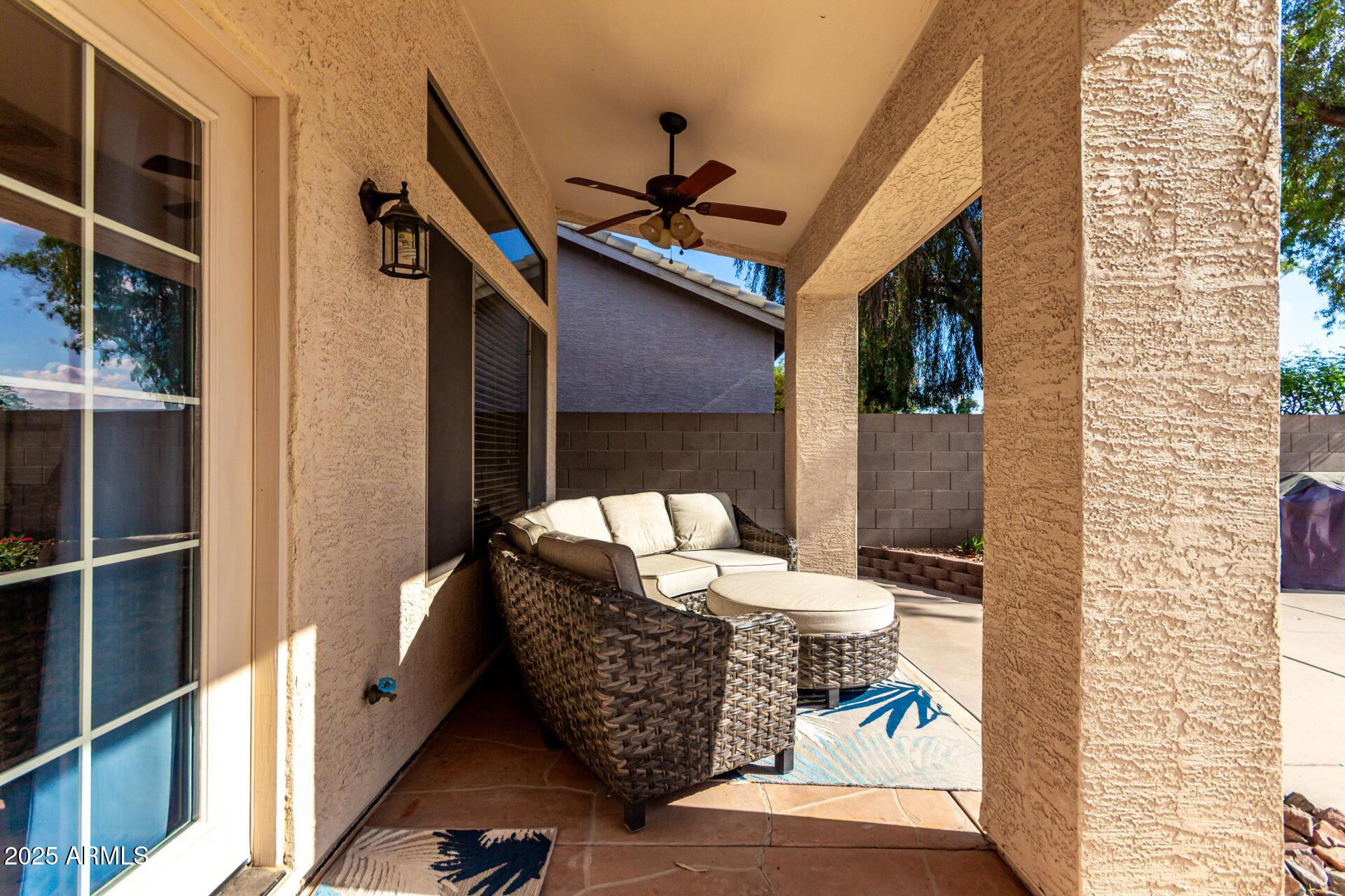 1022 S BUTTE Lane