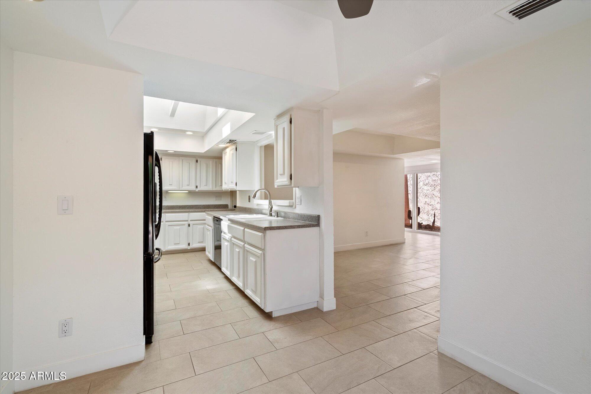 7729 N VIA DE FONDA