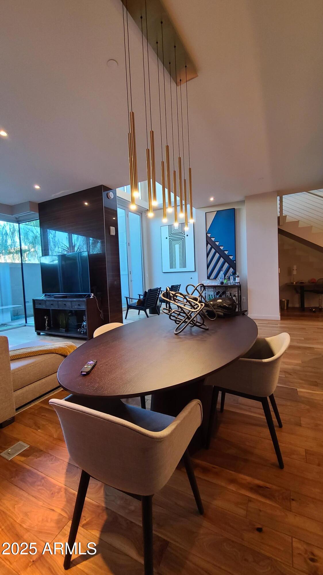 5455 E LINCOLN Drive, 1004