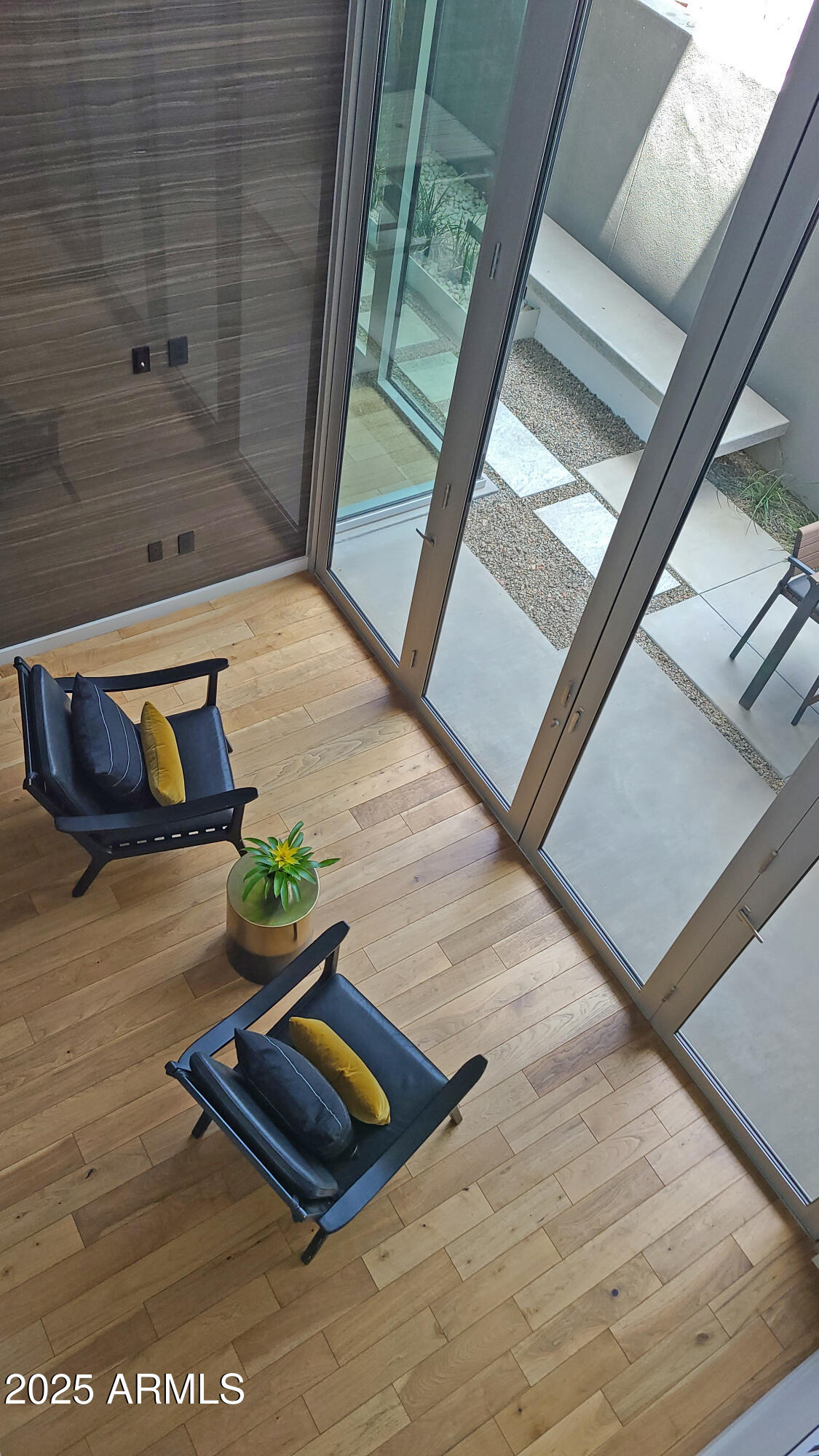 5455 E LINCOLN Drive, 1004