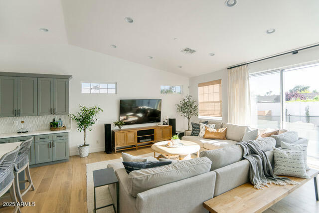 4119 E Sells Drive
