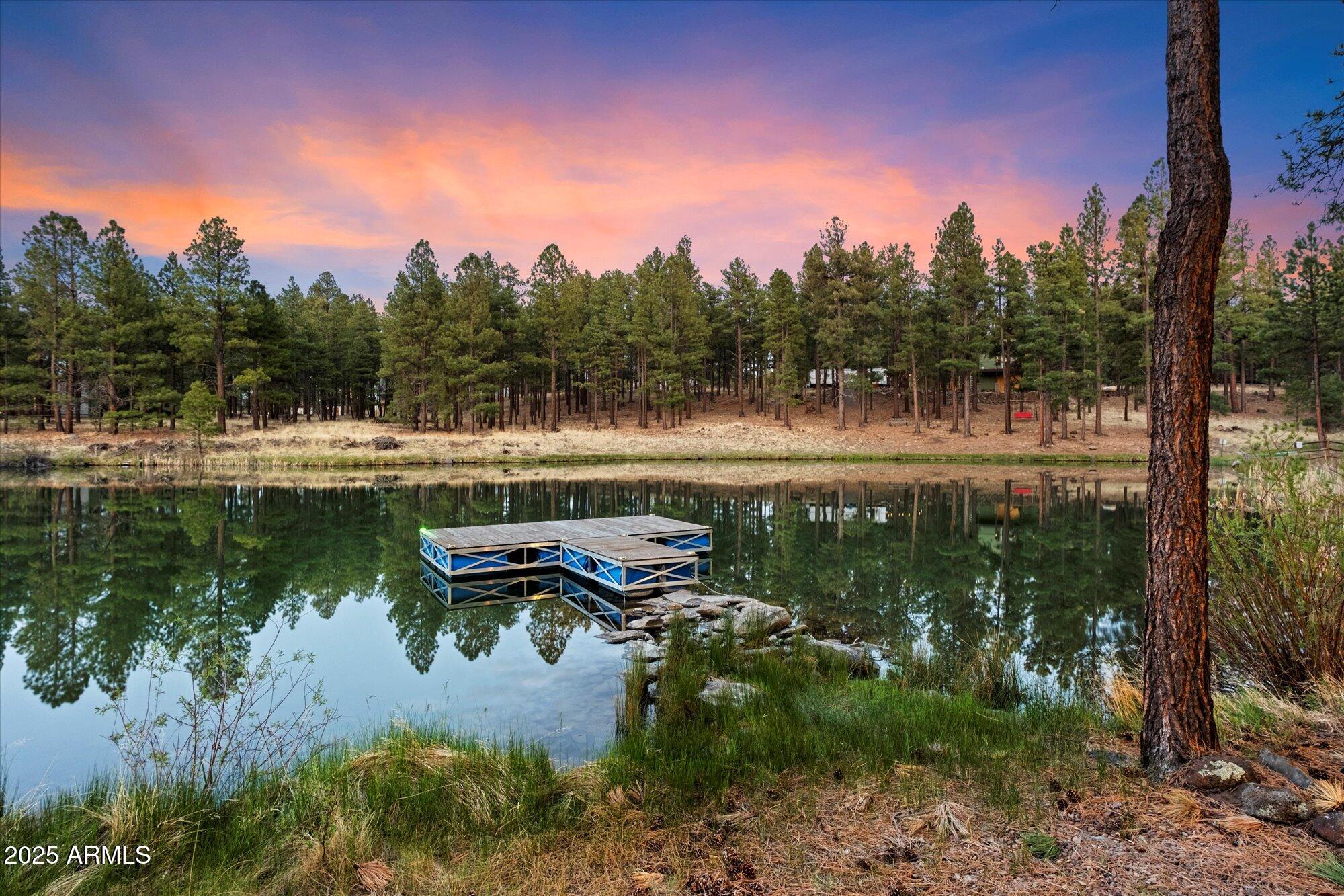 21 E COUNTY ROAD N1031 Road, 1031