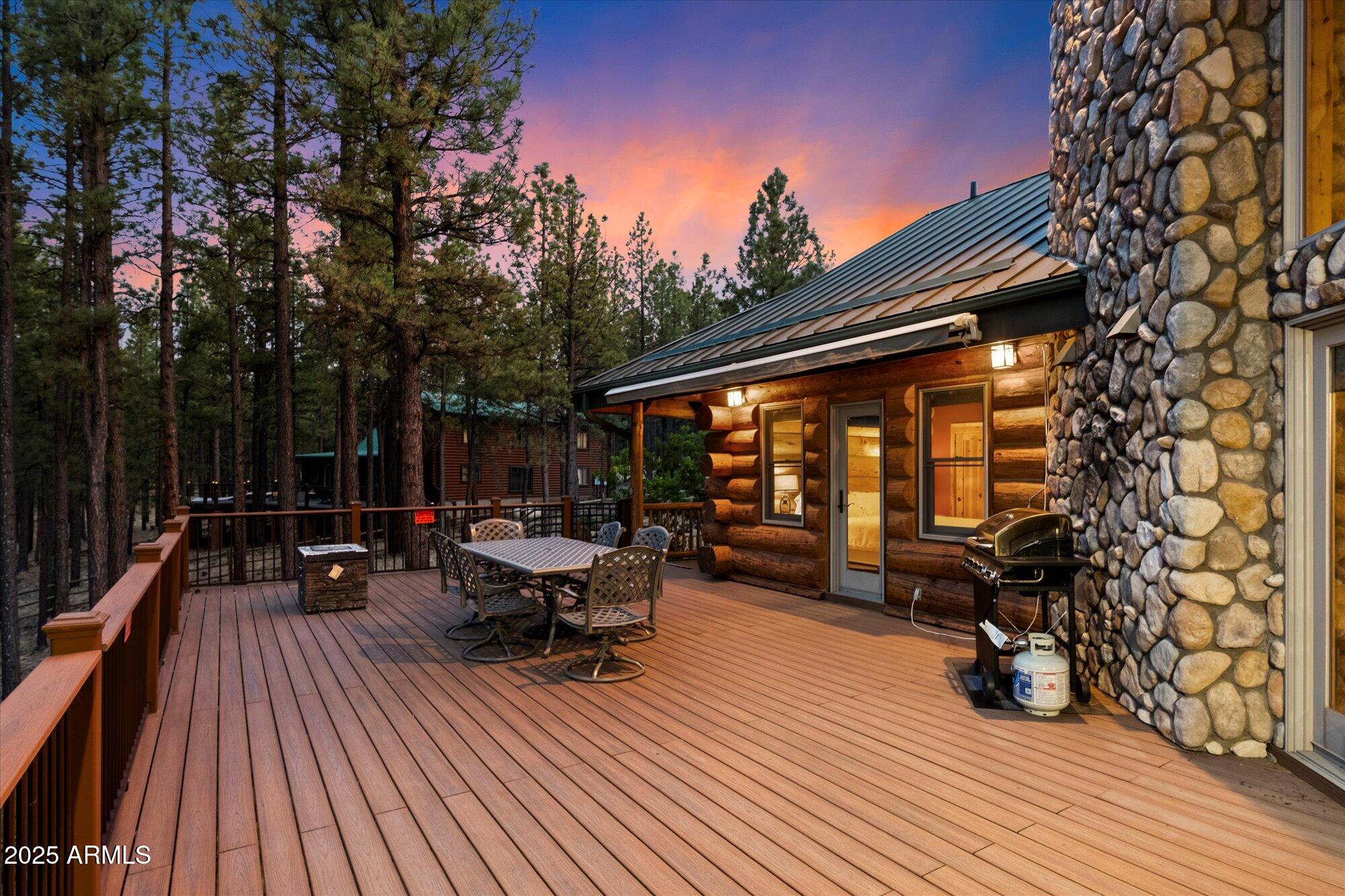 21 E COUNTY ROAD N1031 Road, 1031