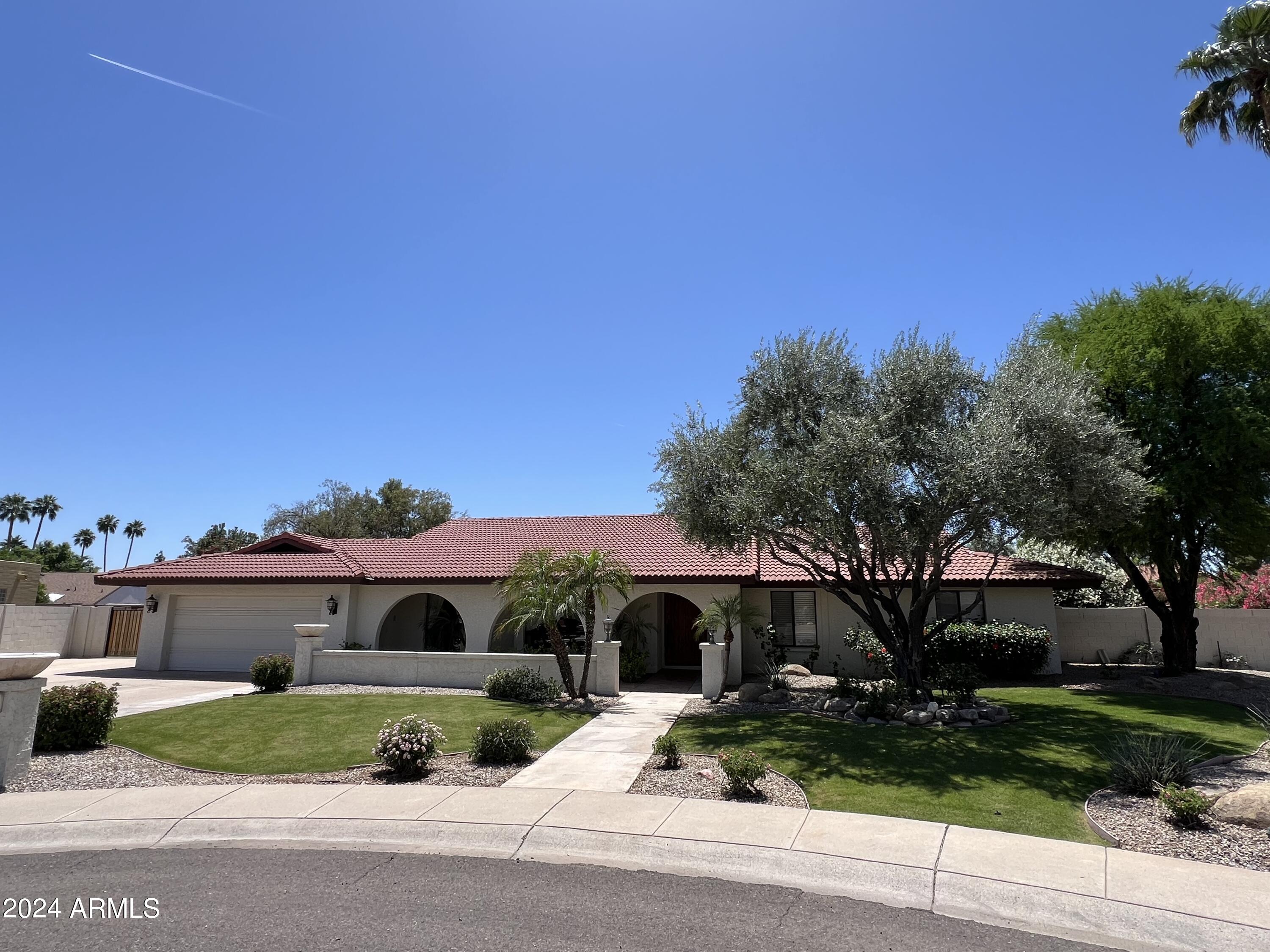 4539 E KAREN Drive