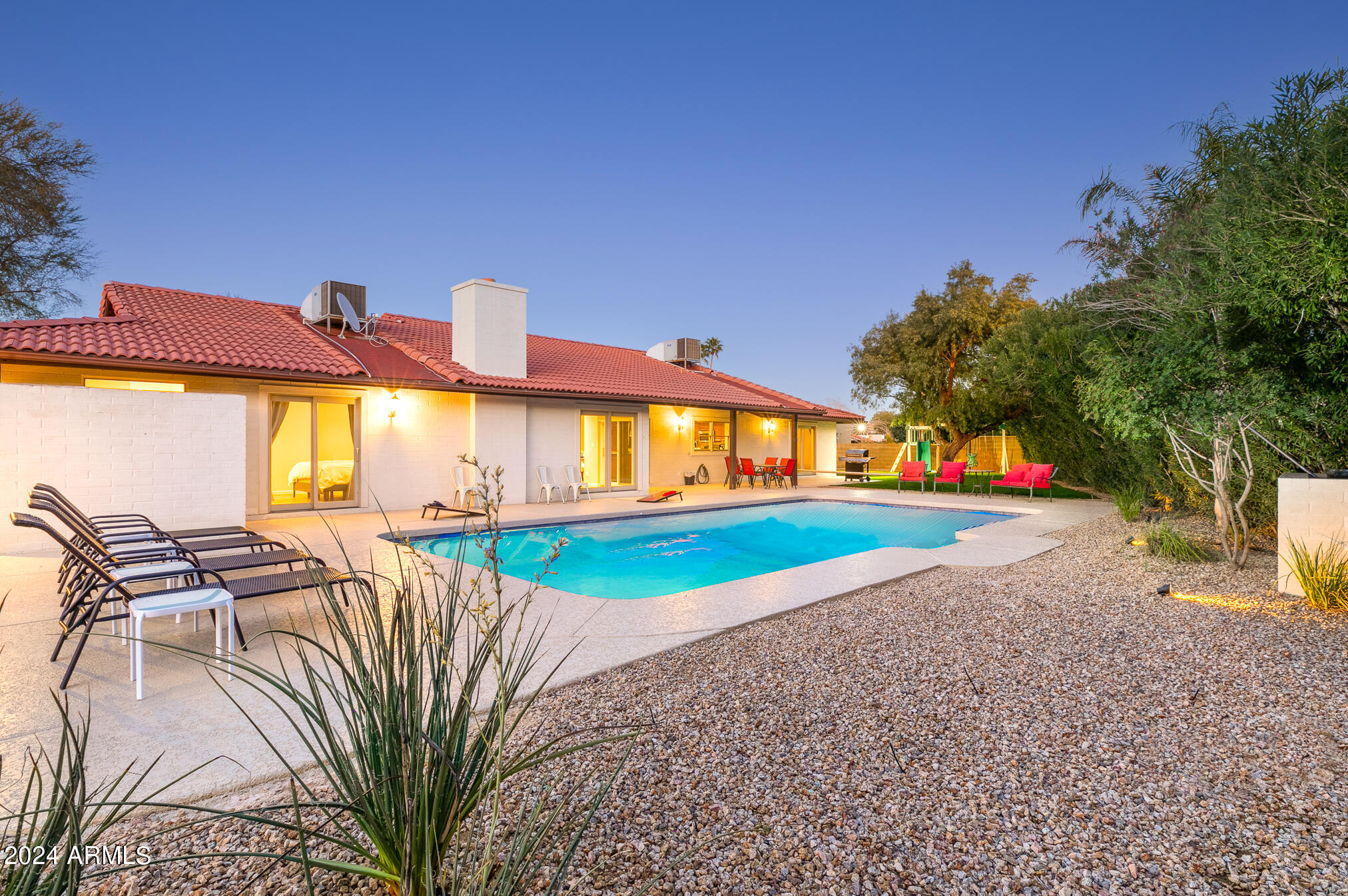 4539 E KAREN Drive