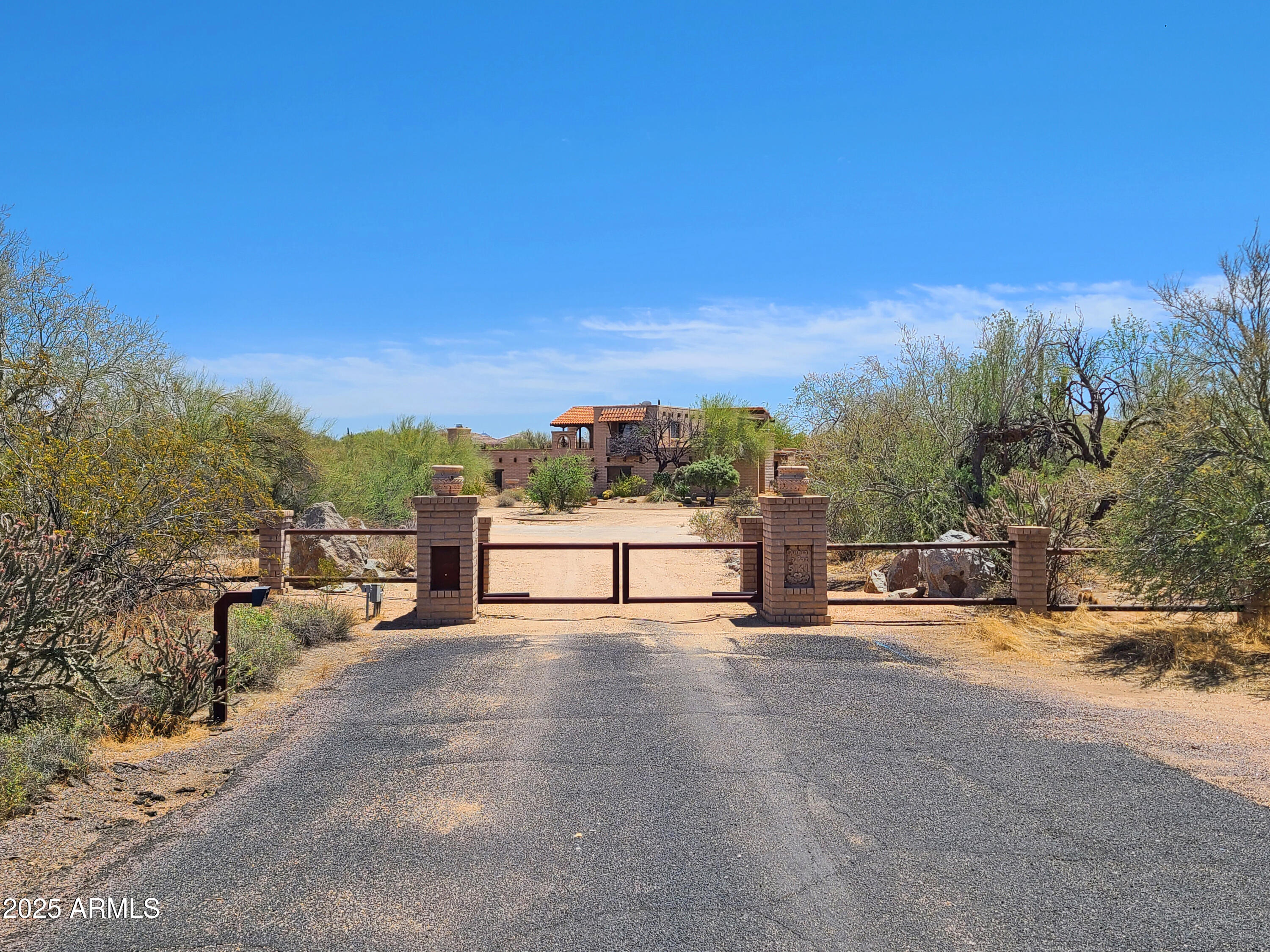 5141 E RANCHO TIERRA Drive