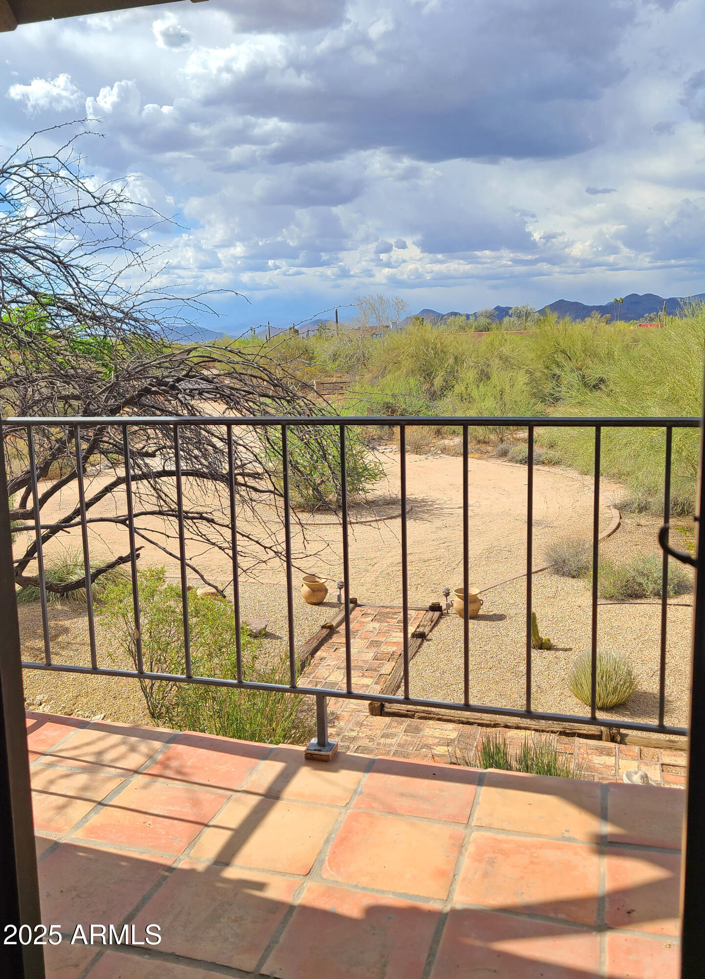 5141 E RANCHO TIERRA Drive