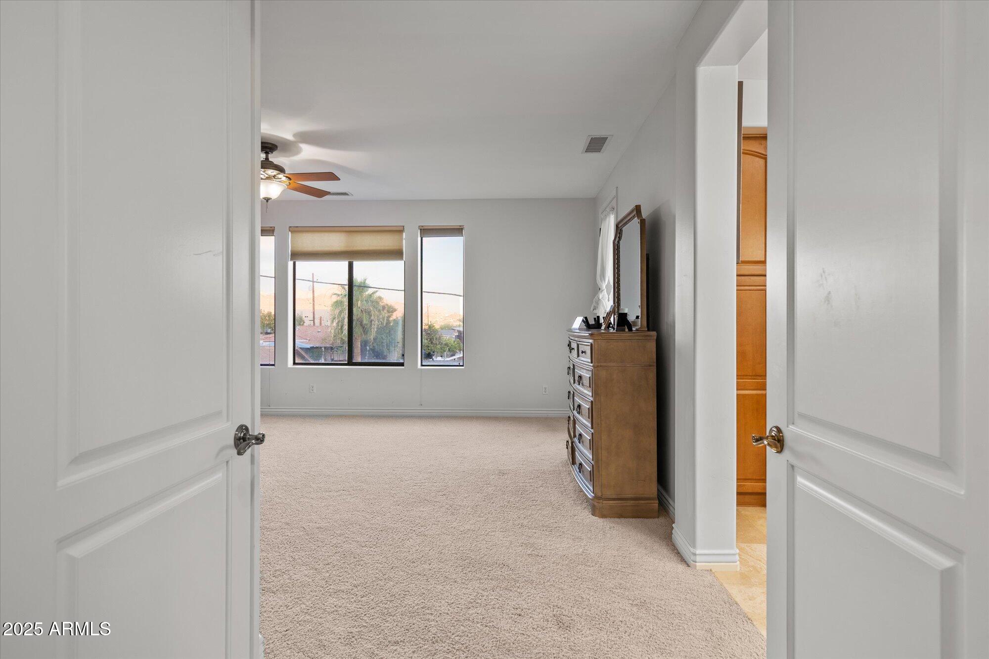 13 E Foothill