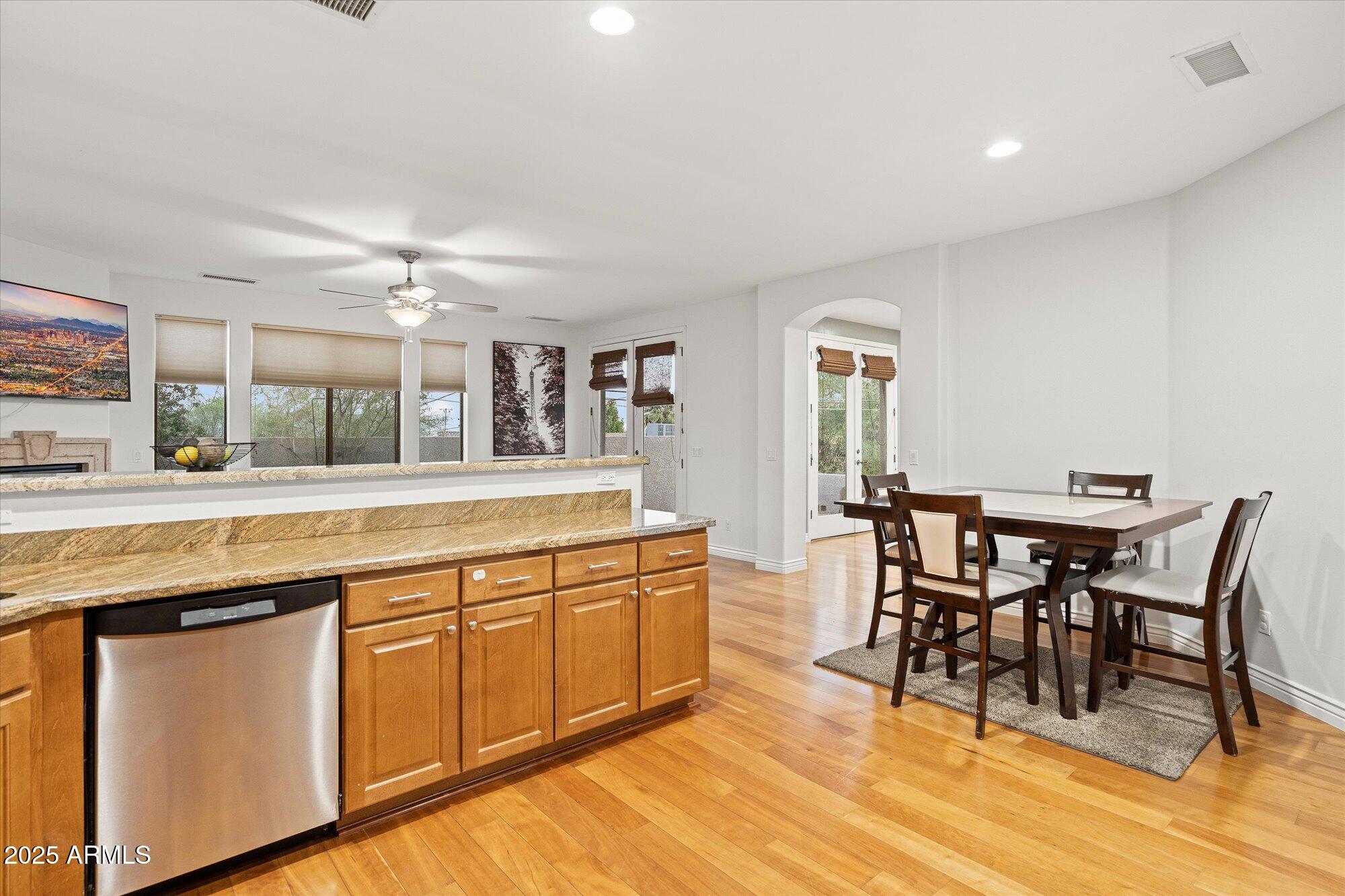 13 E Foothill