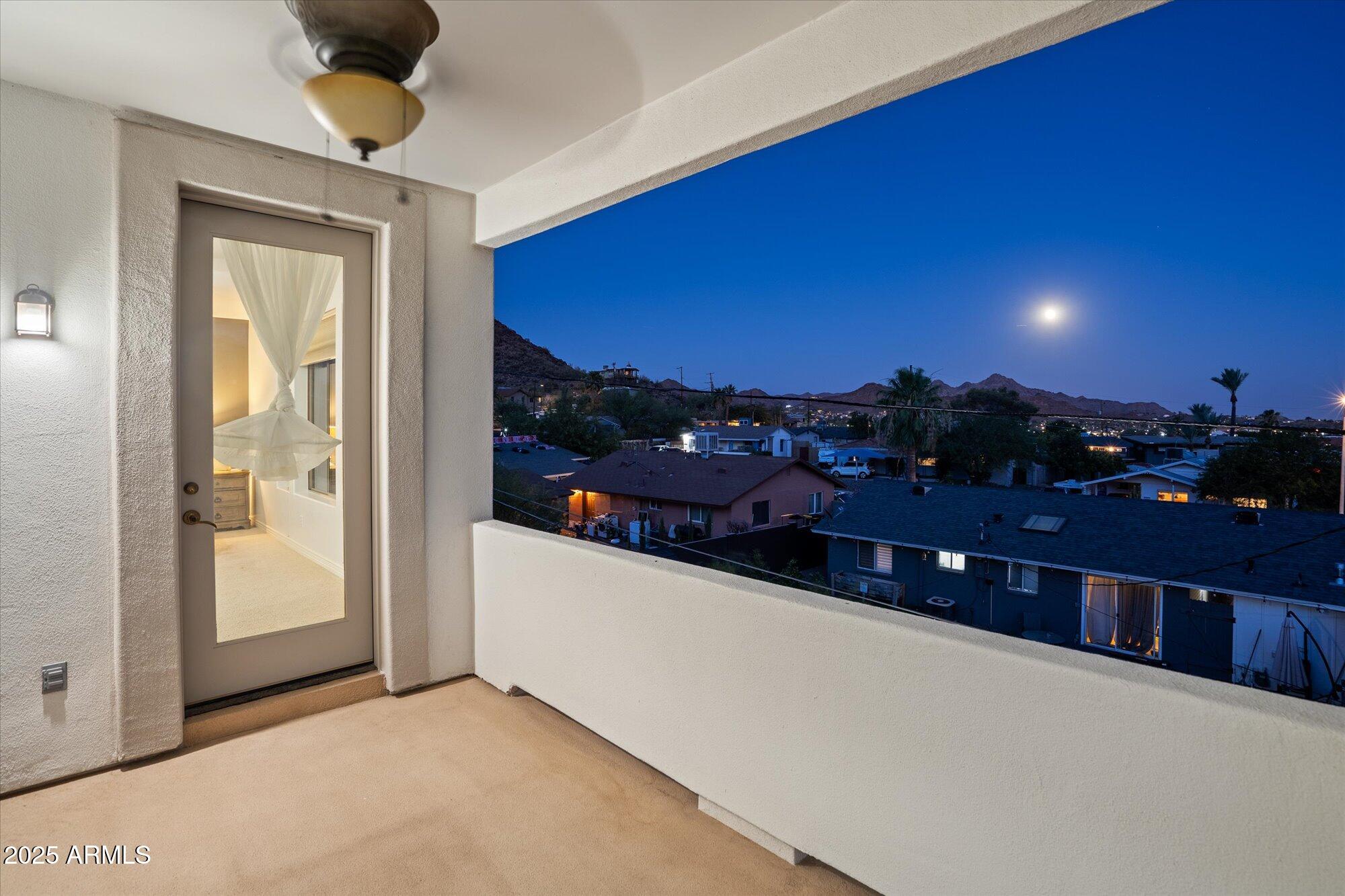 13 E Foothill