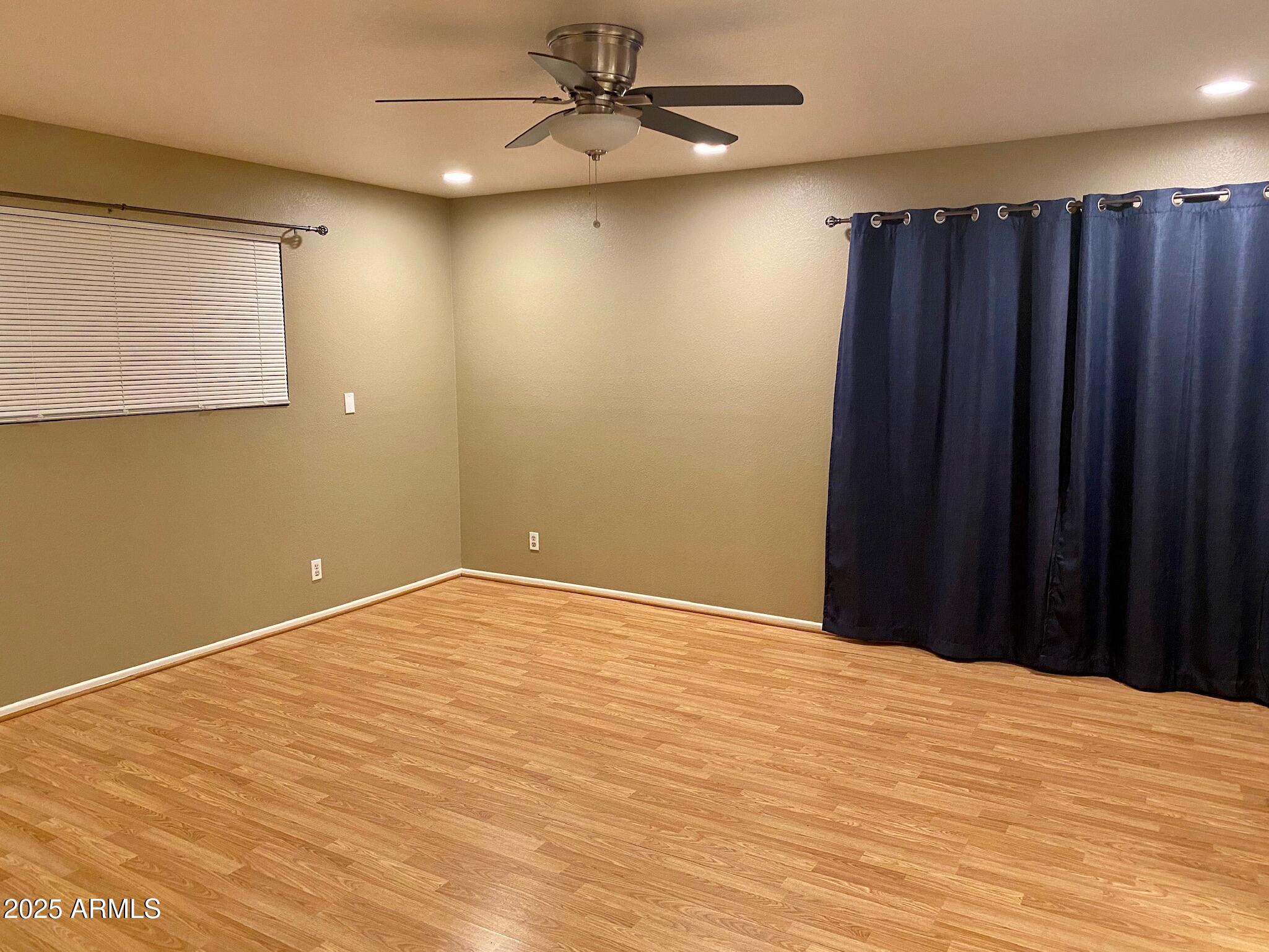 1235 W 12TH Place