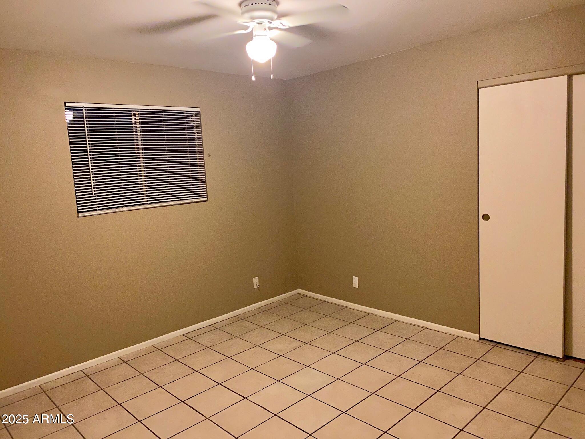 1235 W 12TH Place