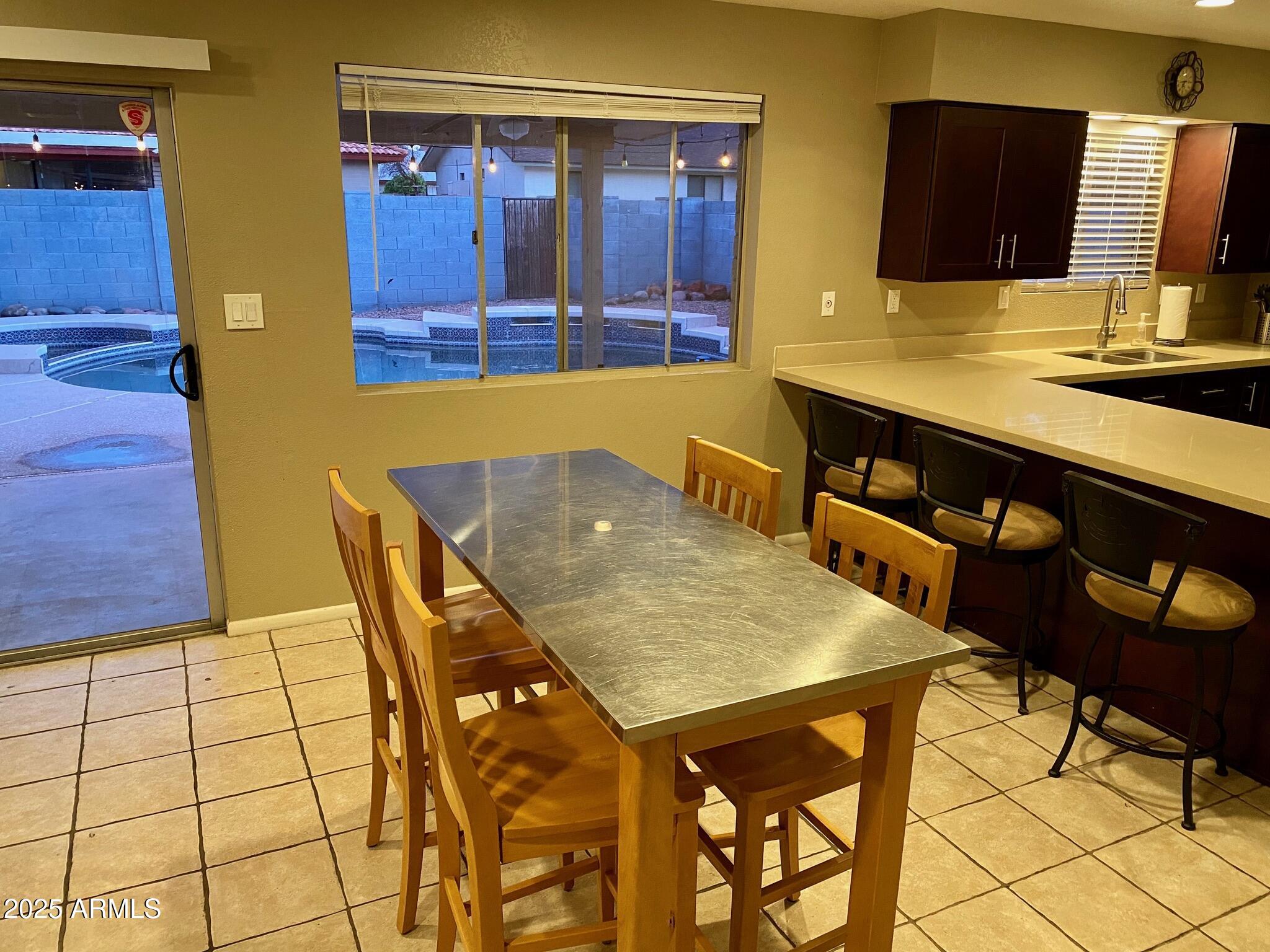 1235 W 12TH Place
