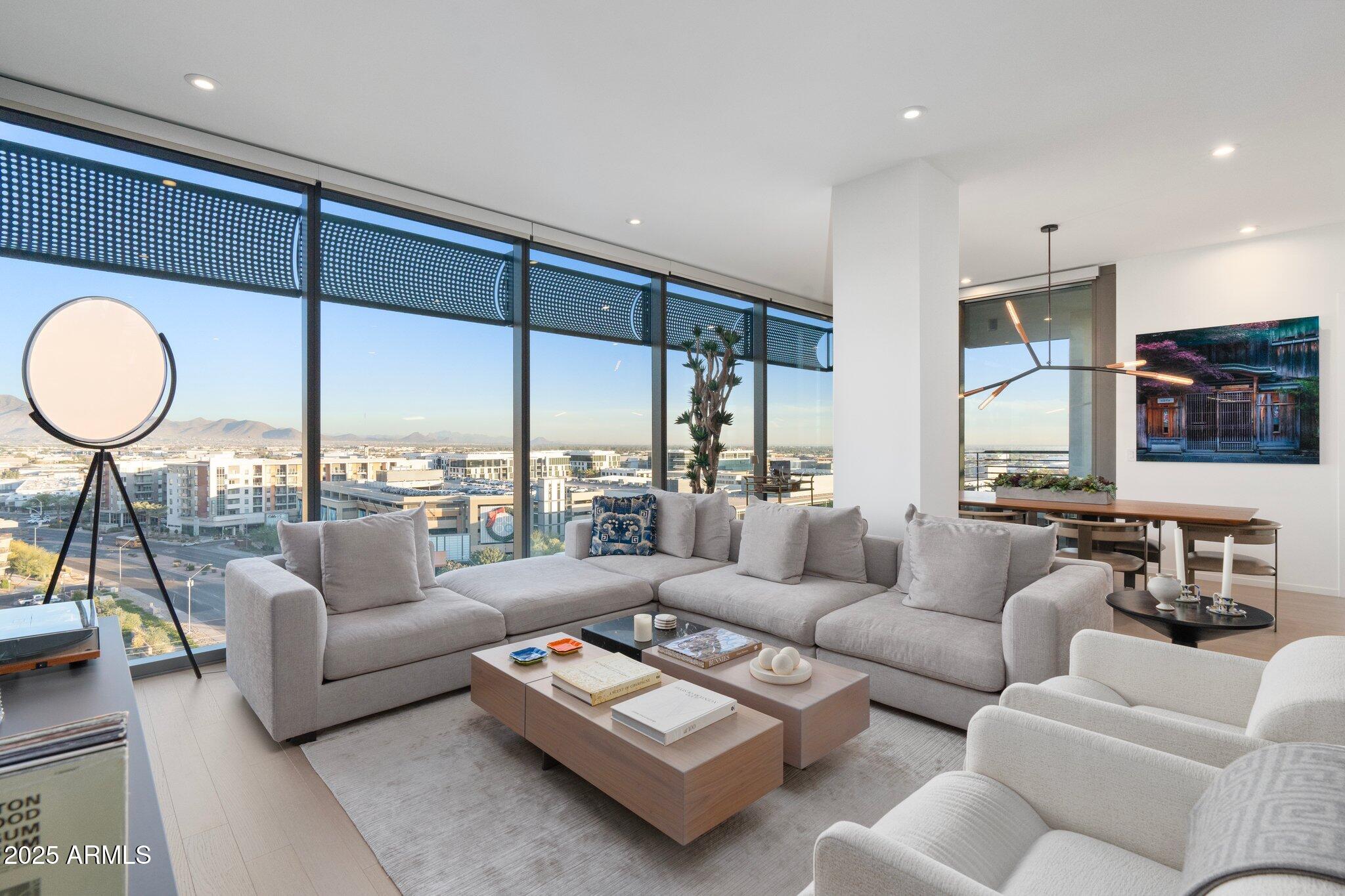 7180 E Kierland Boulevard, 1116
