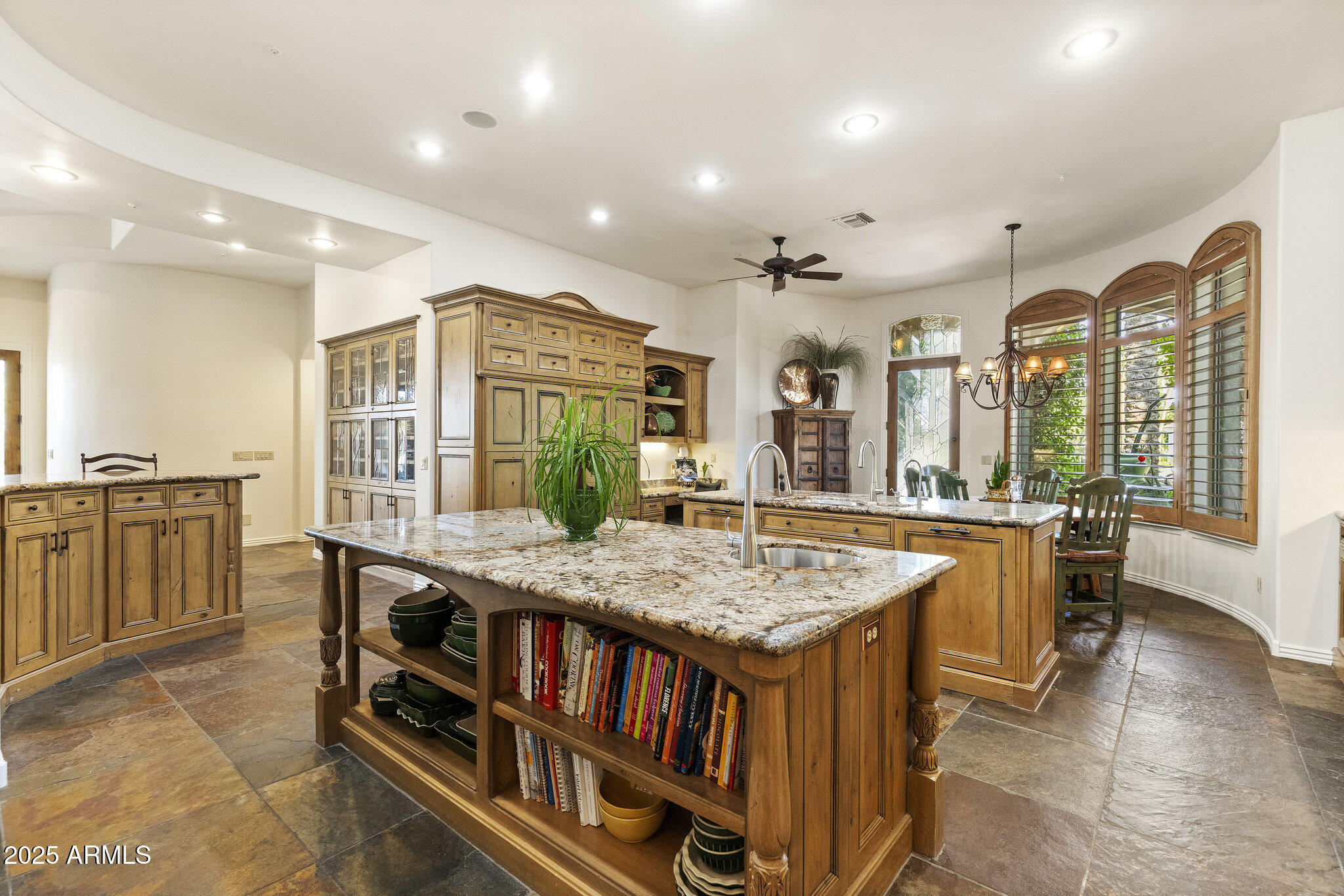 7640 E POINSETTIA Drive