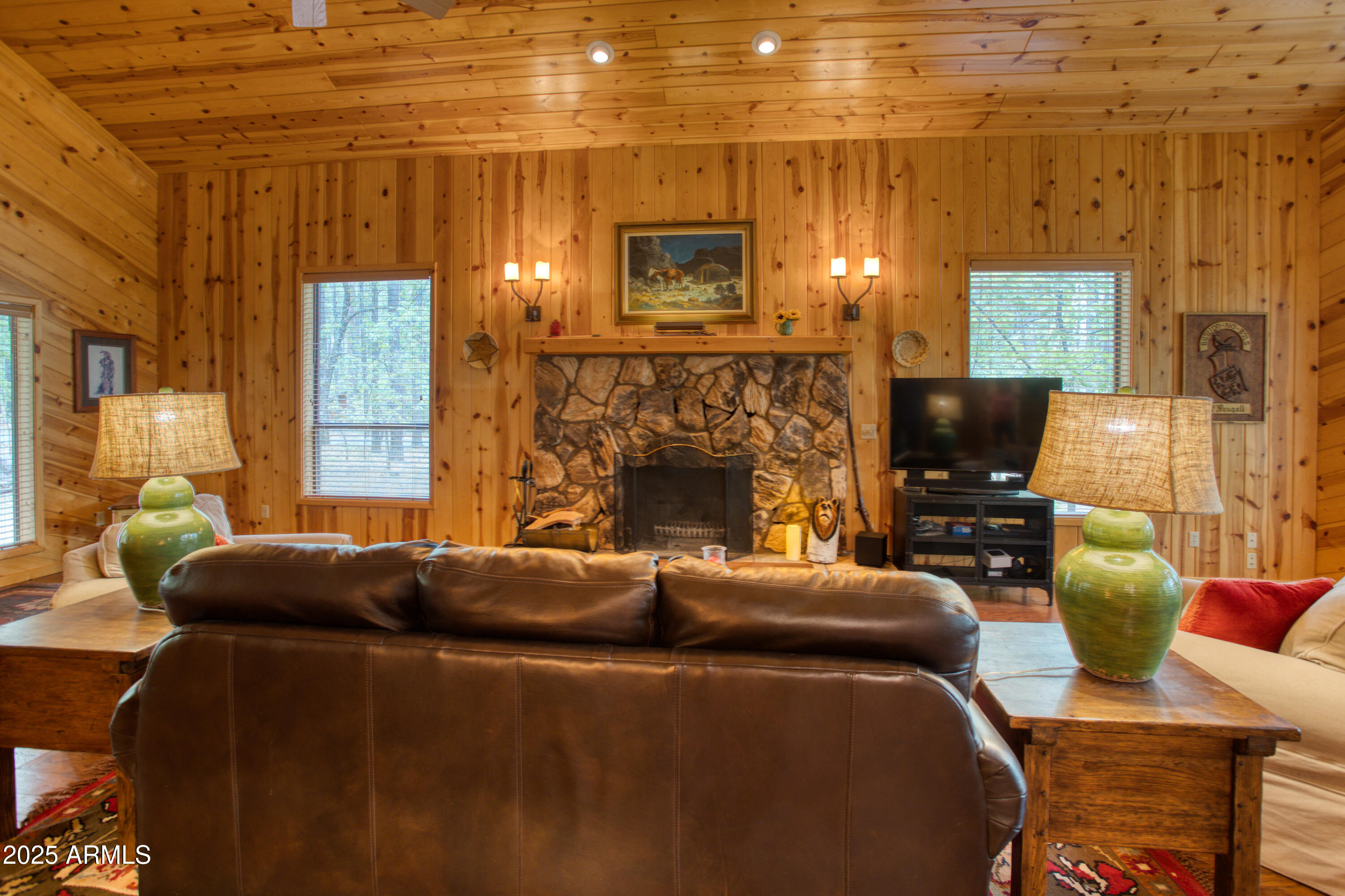 3248 WHITE OAK Drive