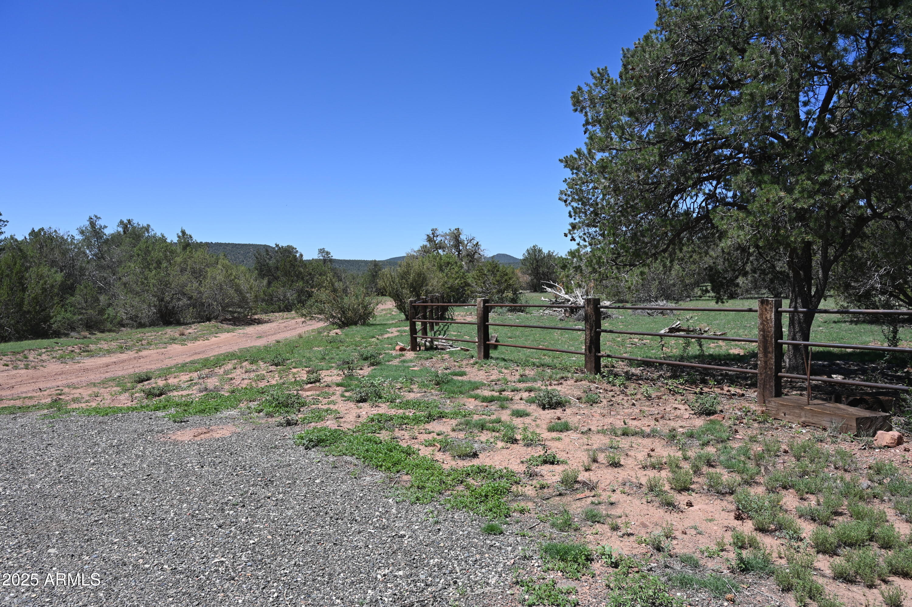5556 W Refuge Road, 55