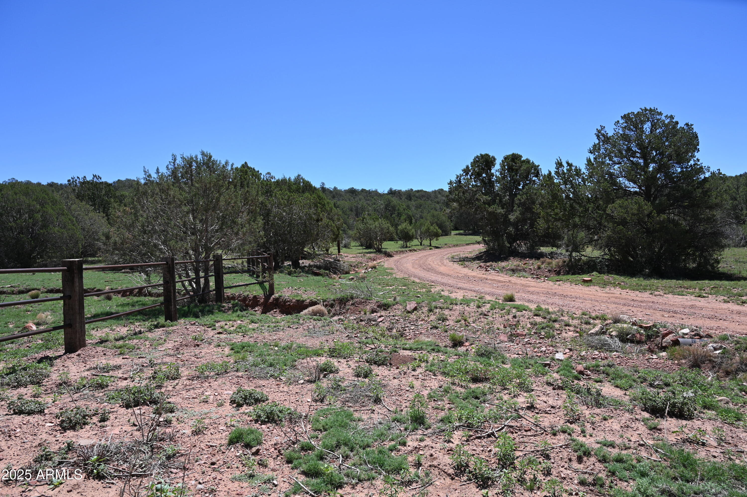 5556 W Refuge Road, 55