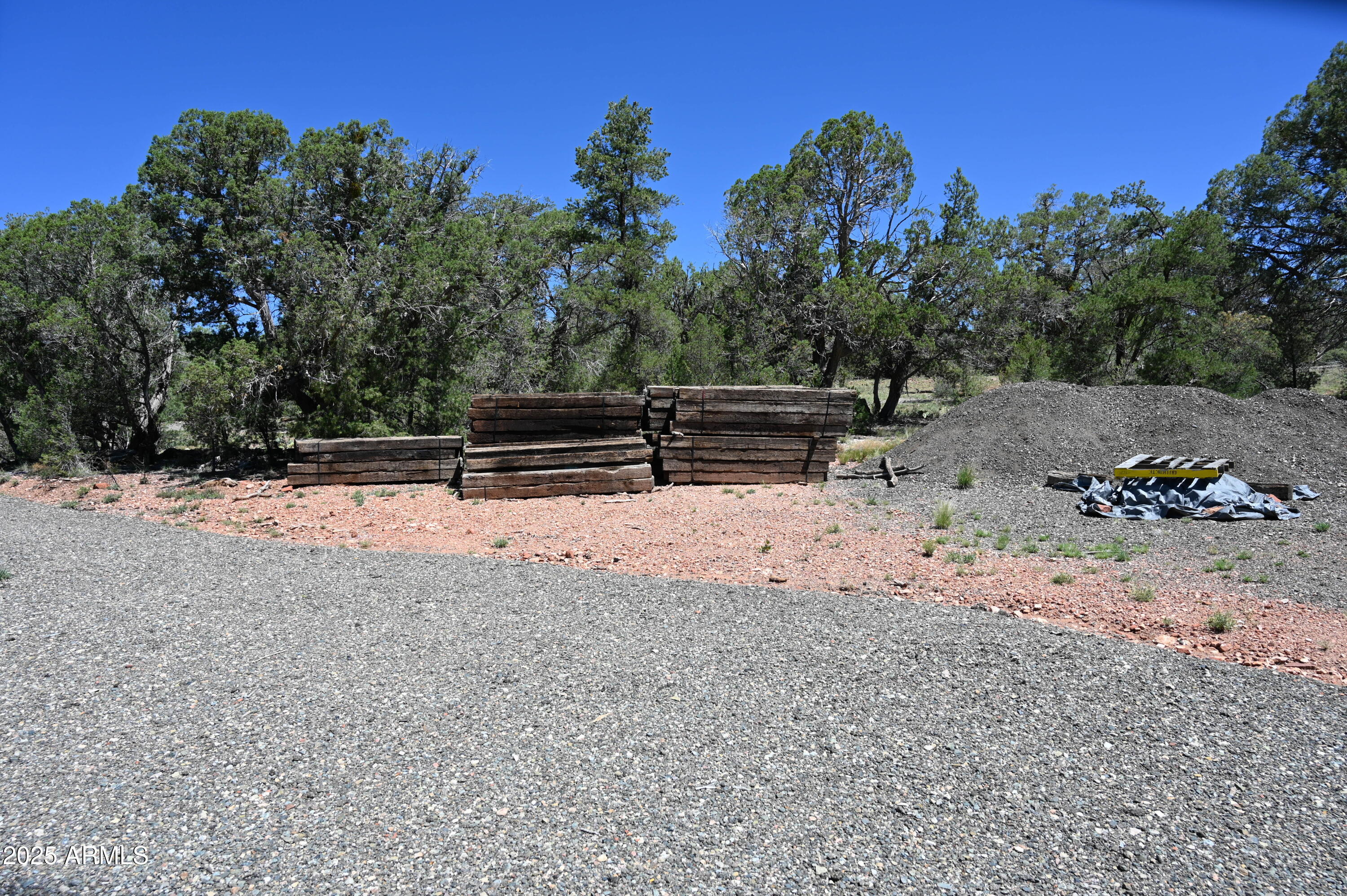 5556 W Refuge Road, 55