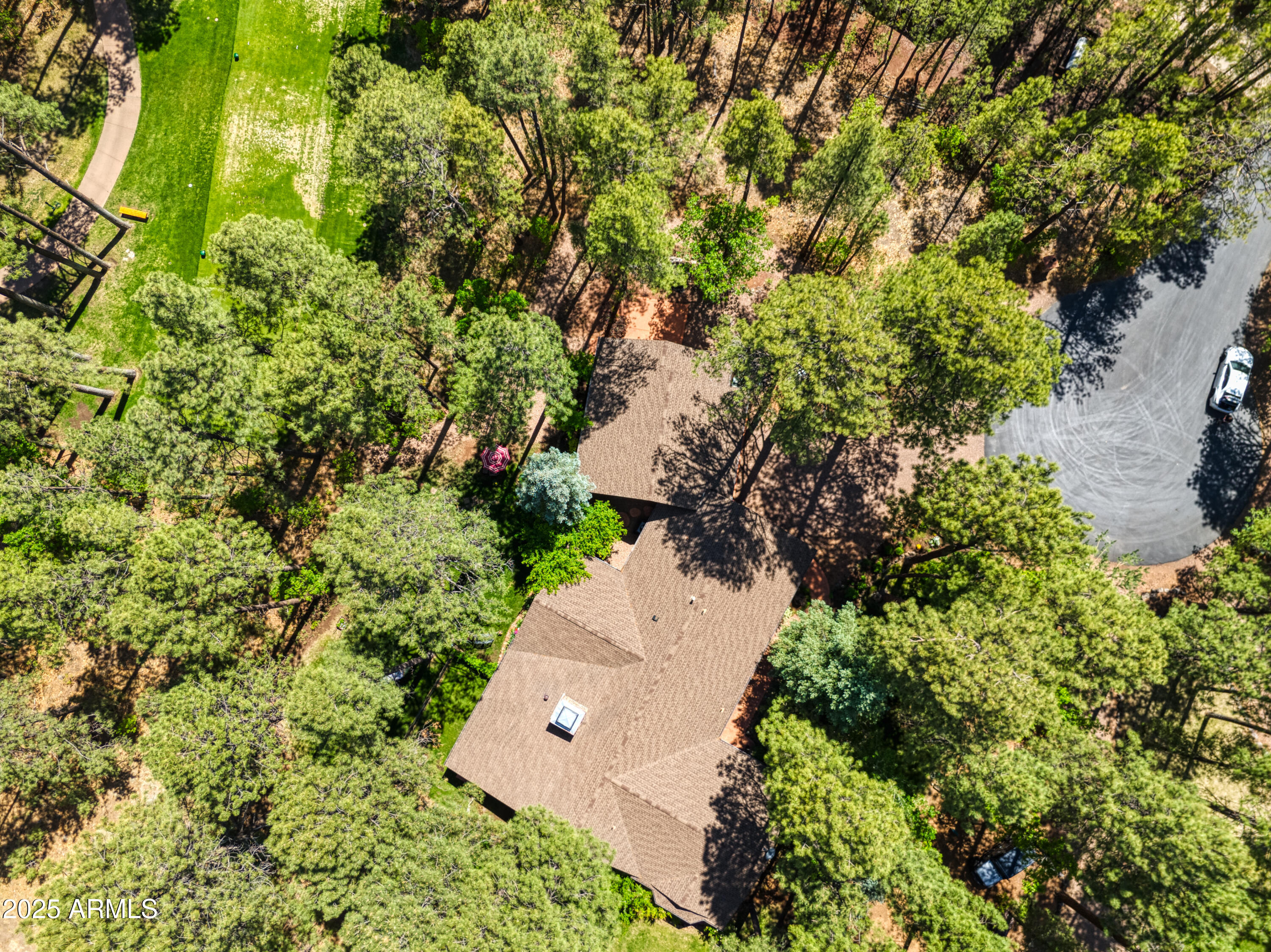 3437 RED ROBIN Road