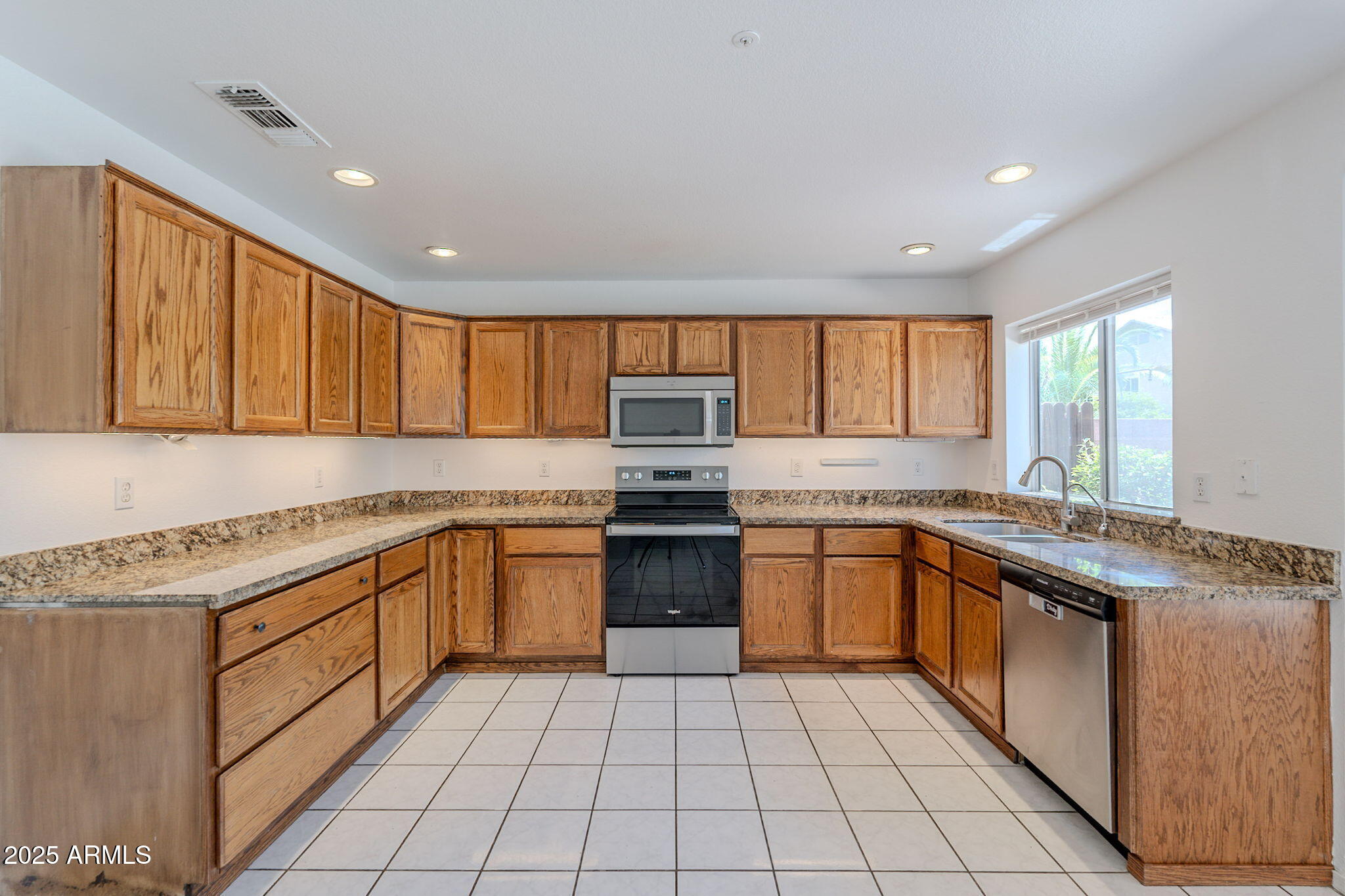 9371 E WOOD Drive
