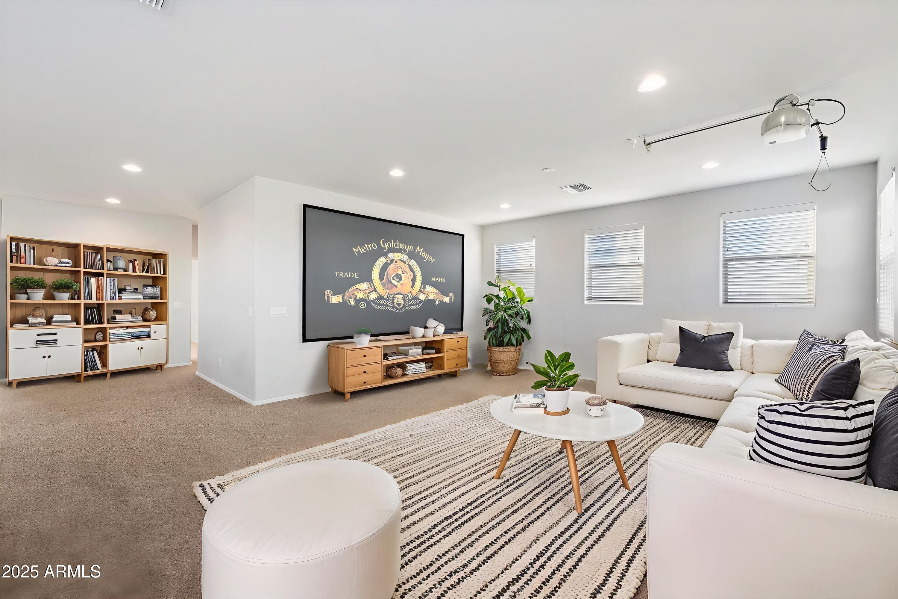 23088 E Camina Buena Vista