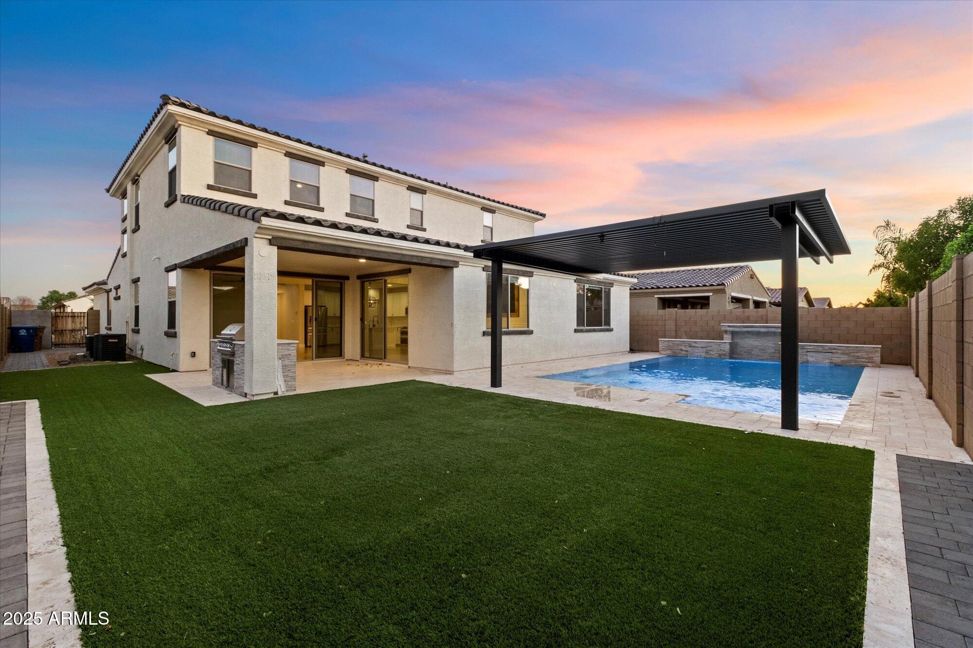 23088 E Camina Buena Vista