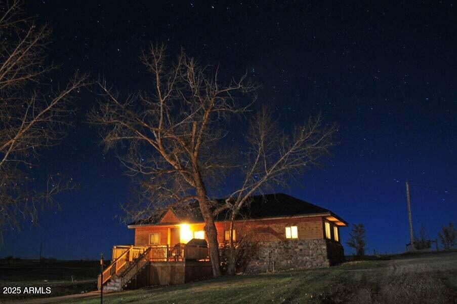 669 Buffalo Trail