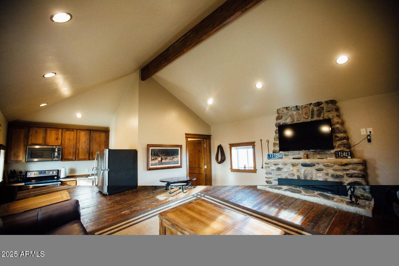 669 Buffalo Trail