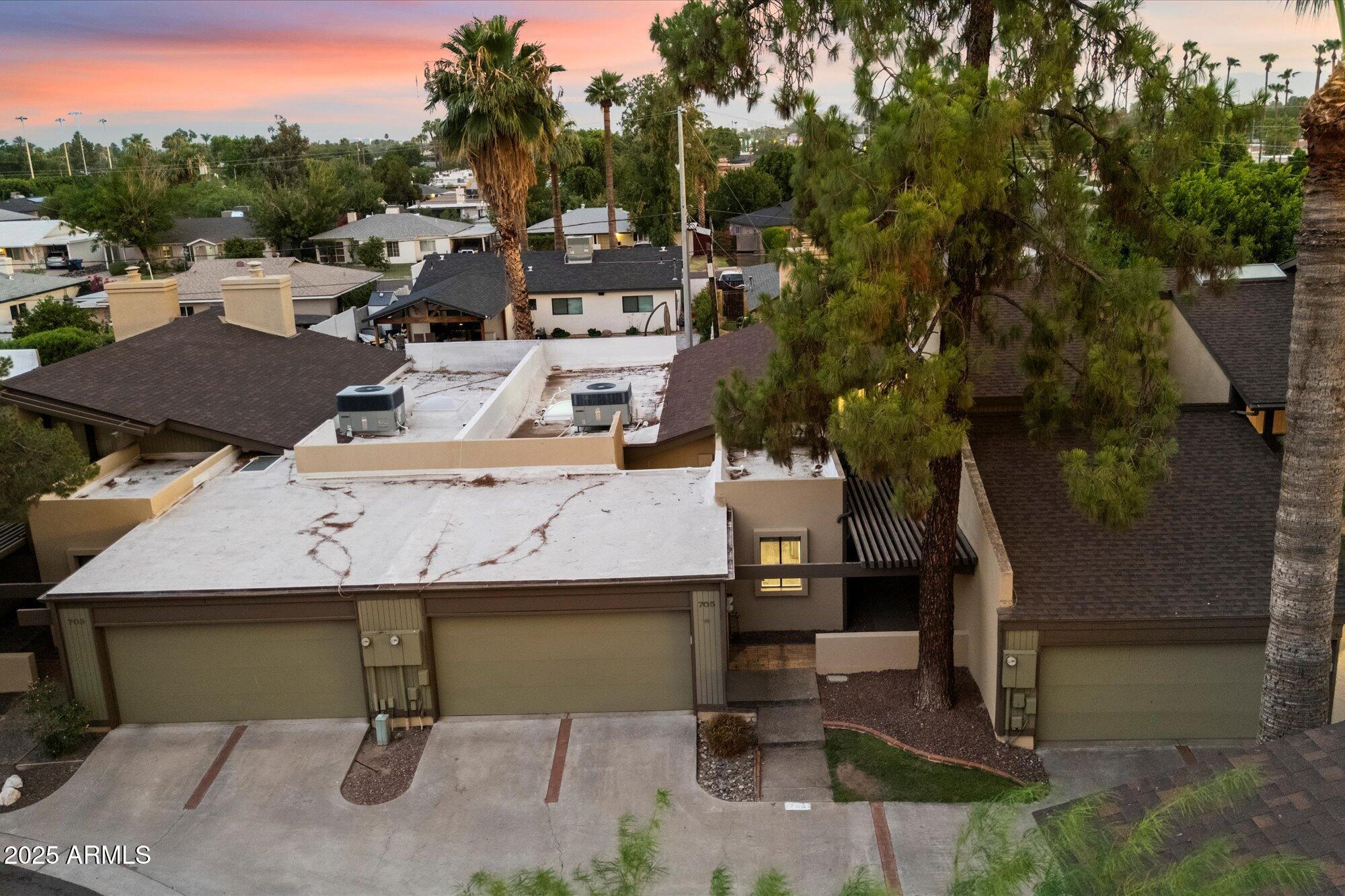 705 E Gardenia Drive
