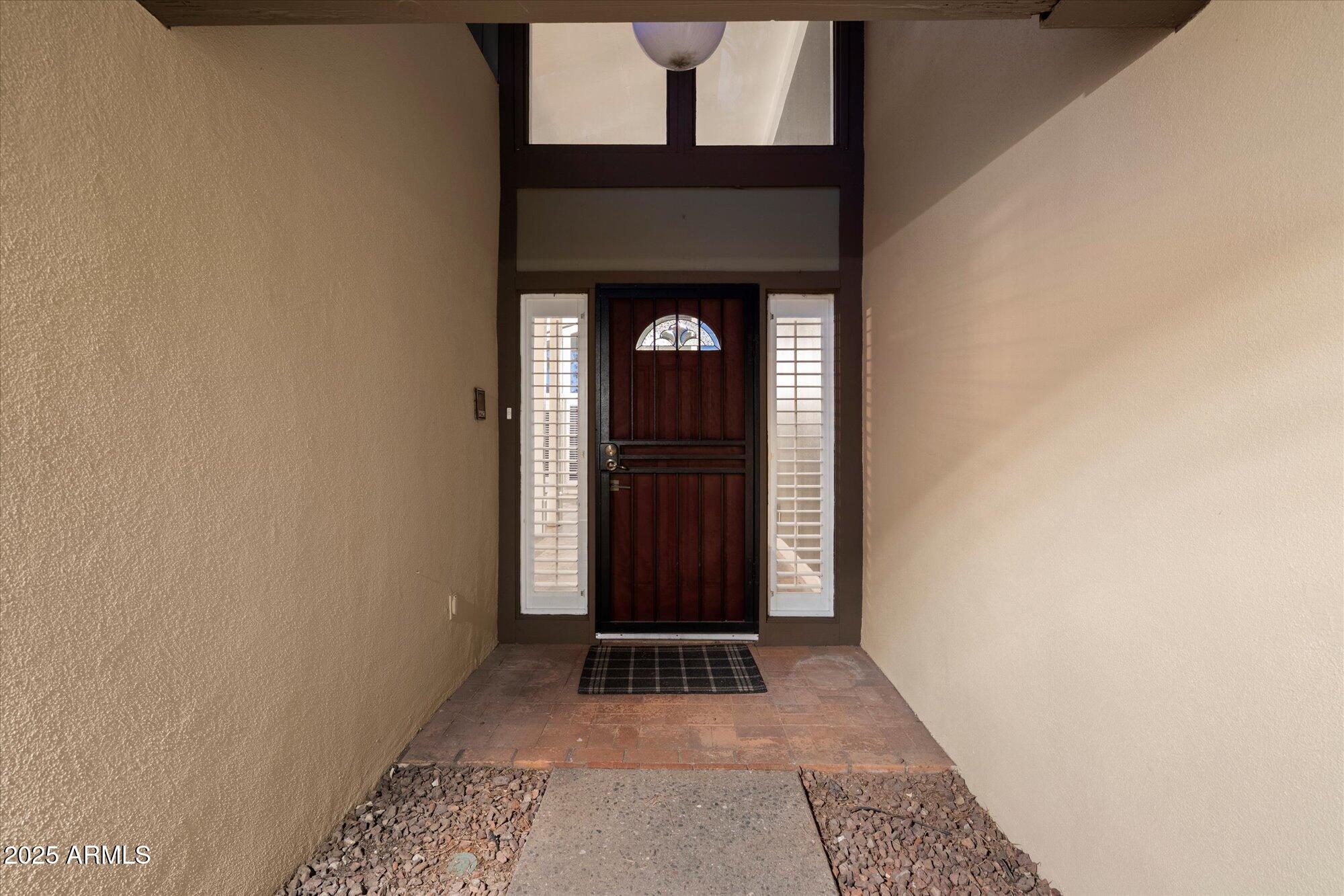 705 E Gardenia Drive
