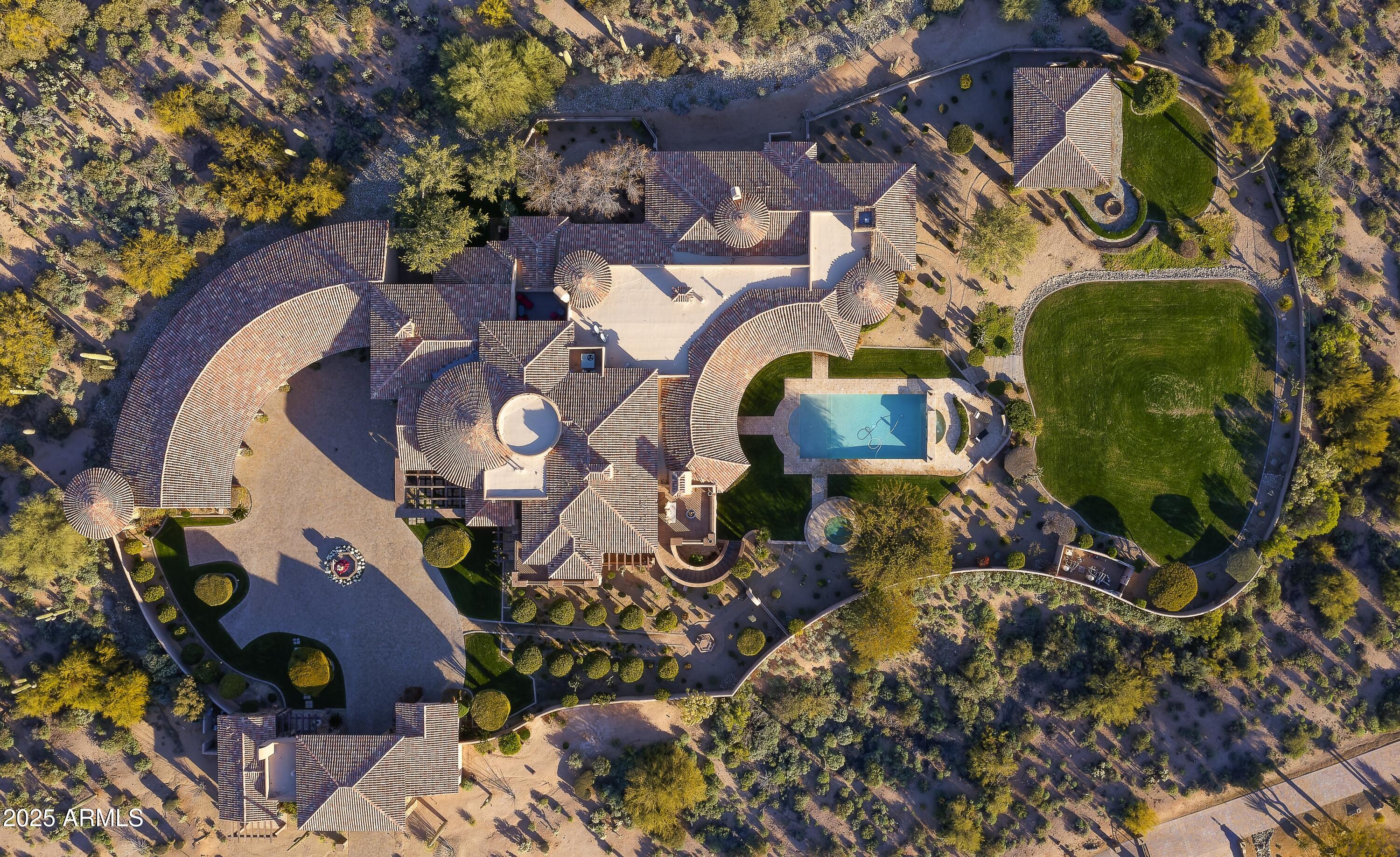 10201 E HAPPY VALLEY Road