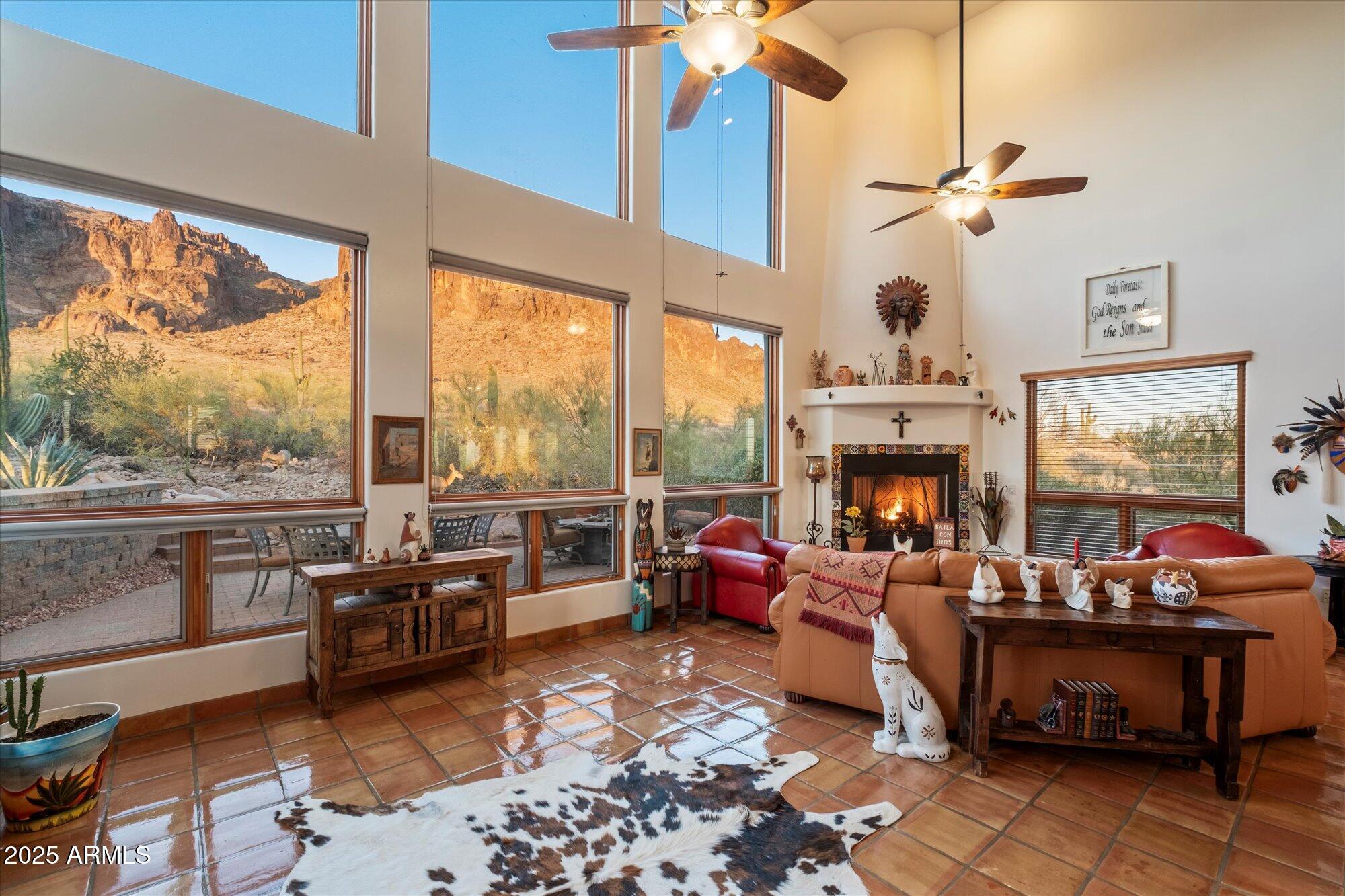 6275 E JACOB WALTZ Street