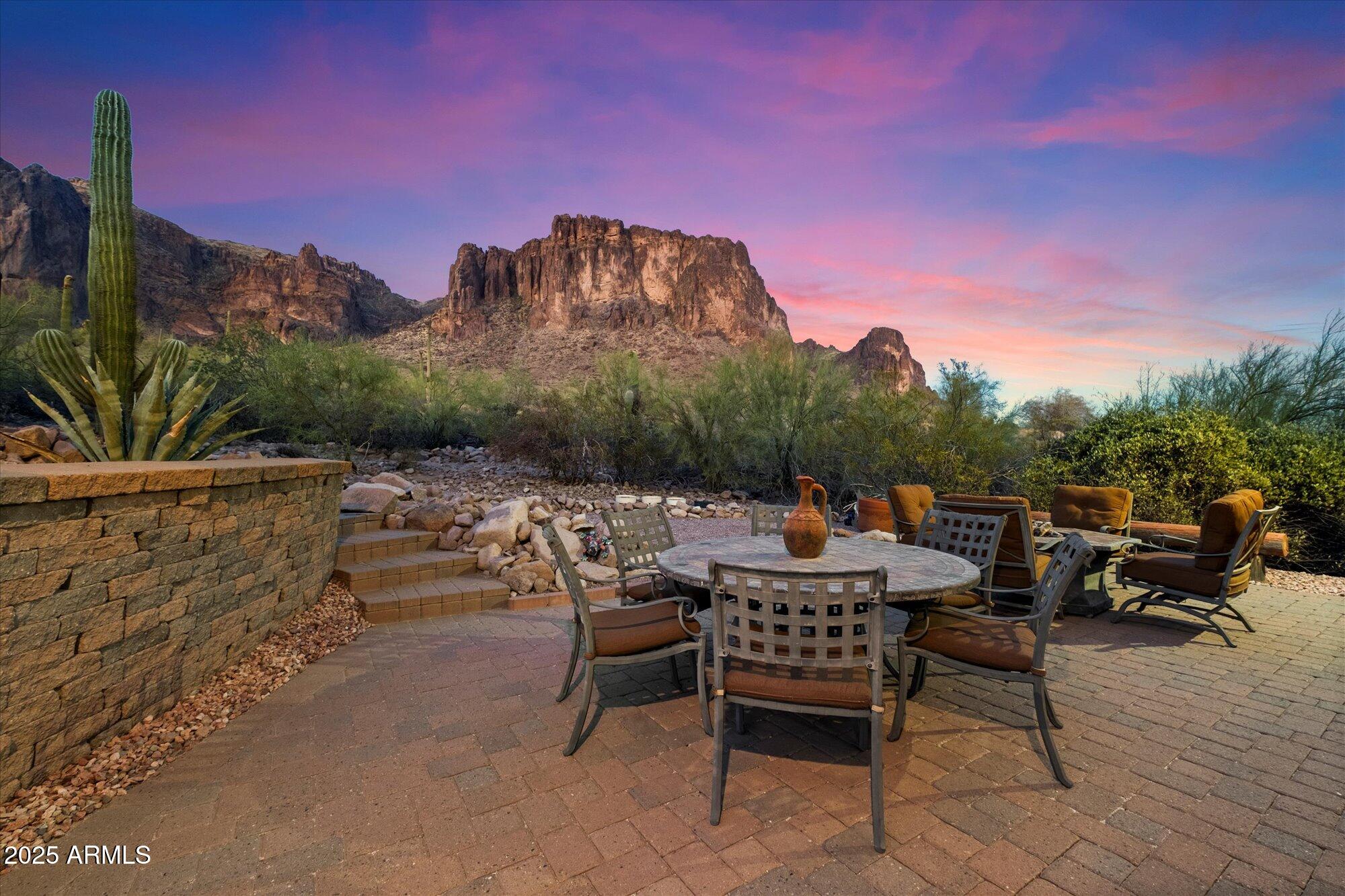 6275 E JACOB WALTZ Street