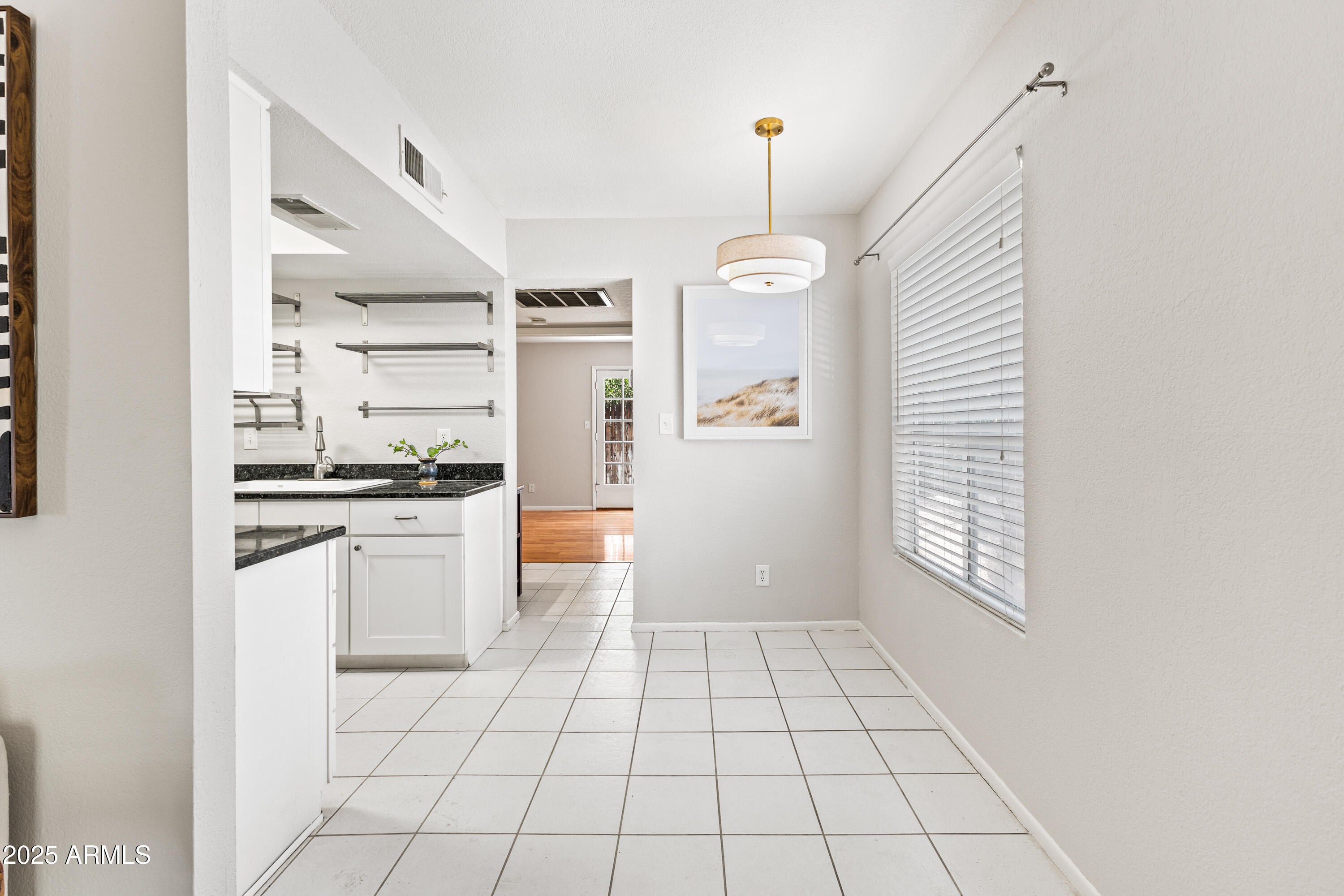 4540 N 44TH Street, 36