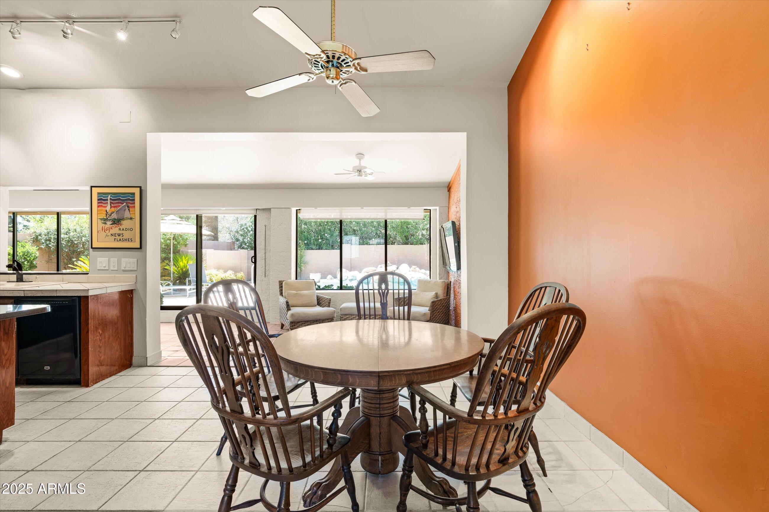 10052 N 76TH Place