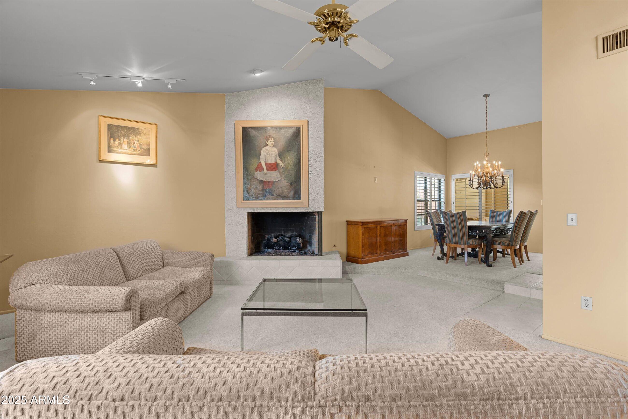 10052 N 76TH Place