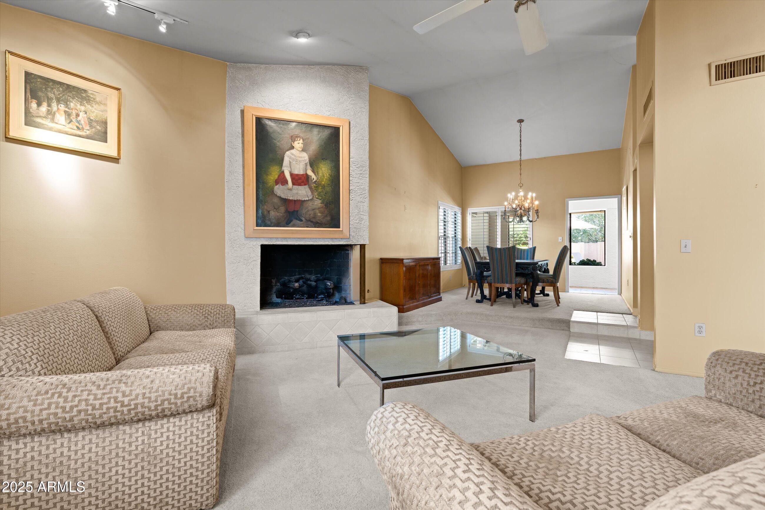 10052 N 76TH Place