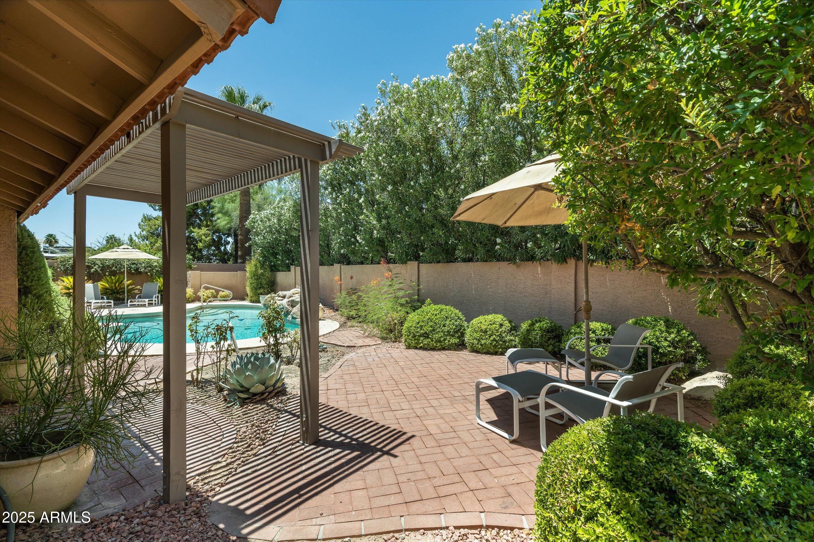 10052 N 76TH Place