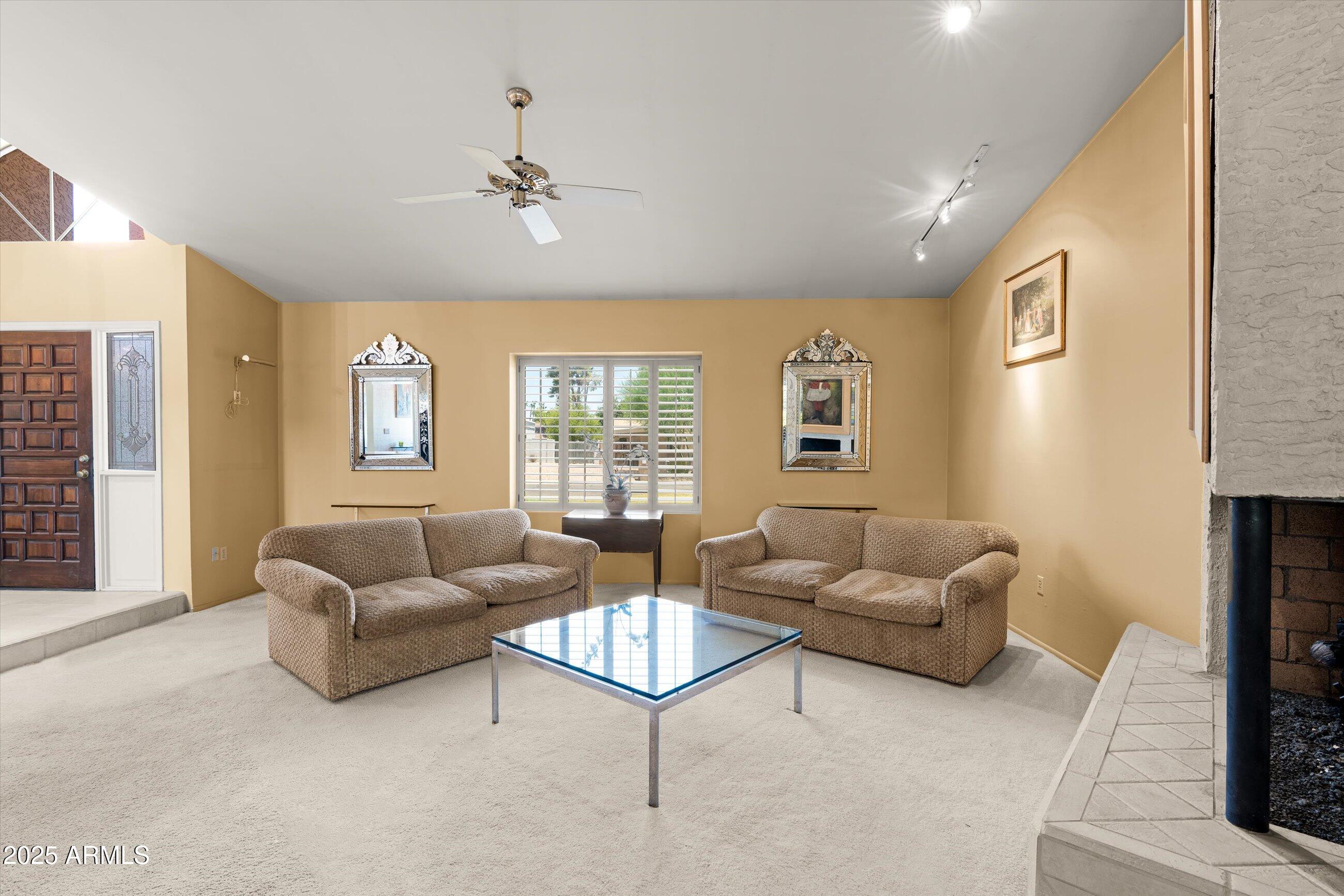10052 N 76TH Place