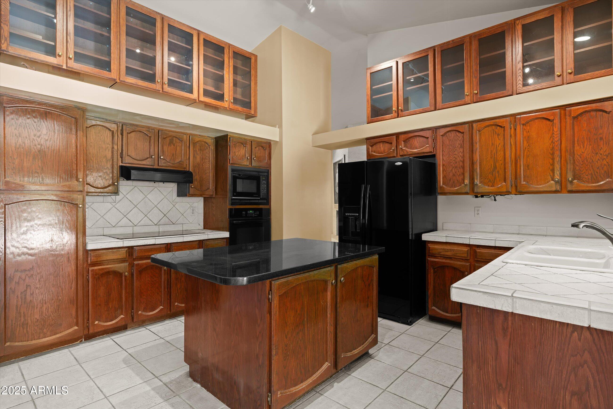 10052 N 76TH Place
